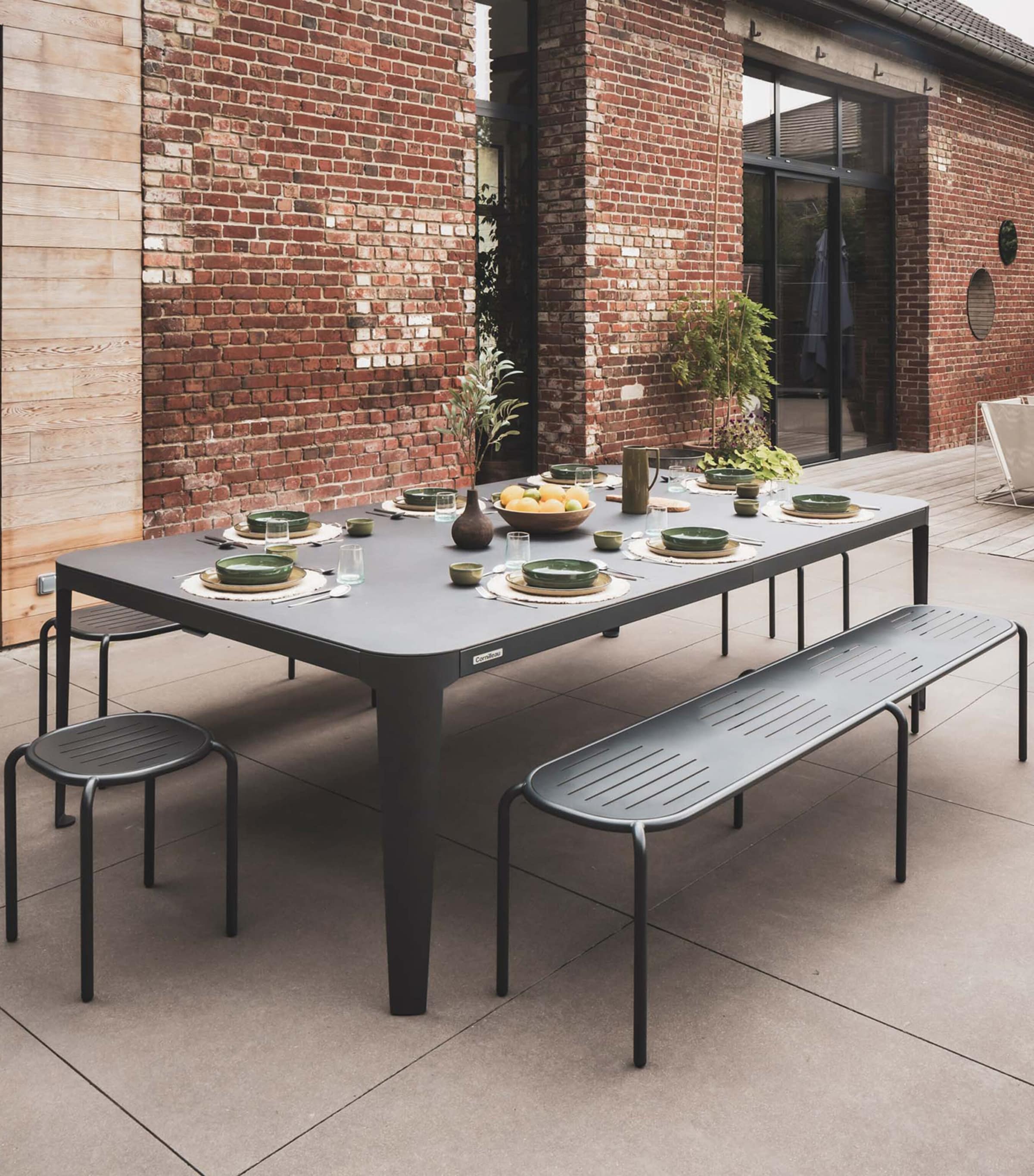 Cornilleau Hyphen Outdoor Ping Pong Table Black Grey/stone Image 3