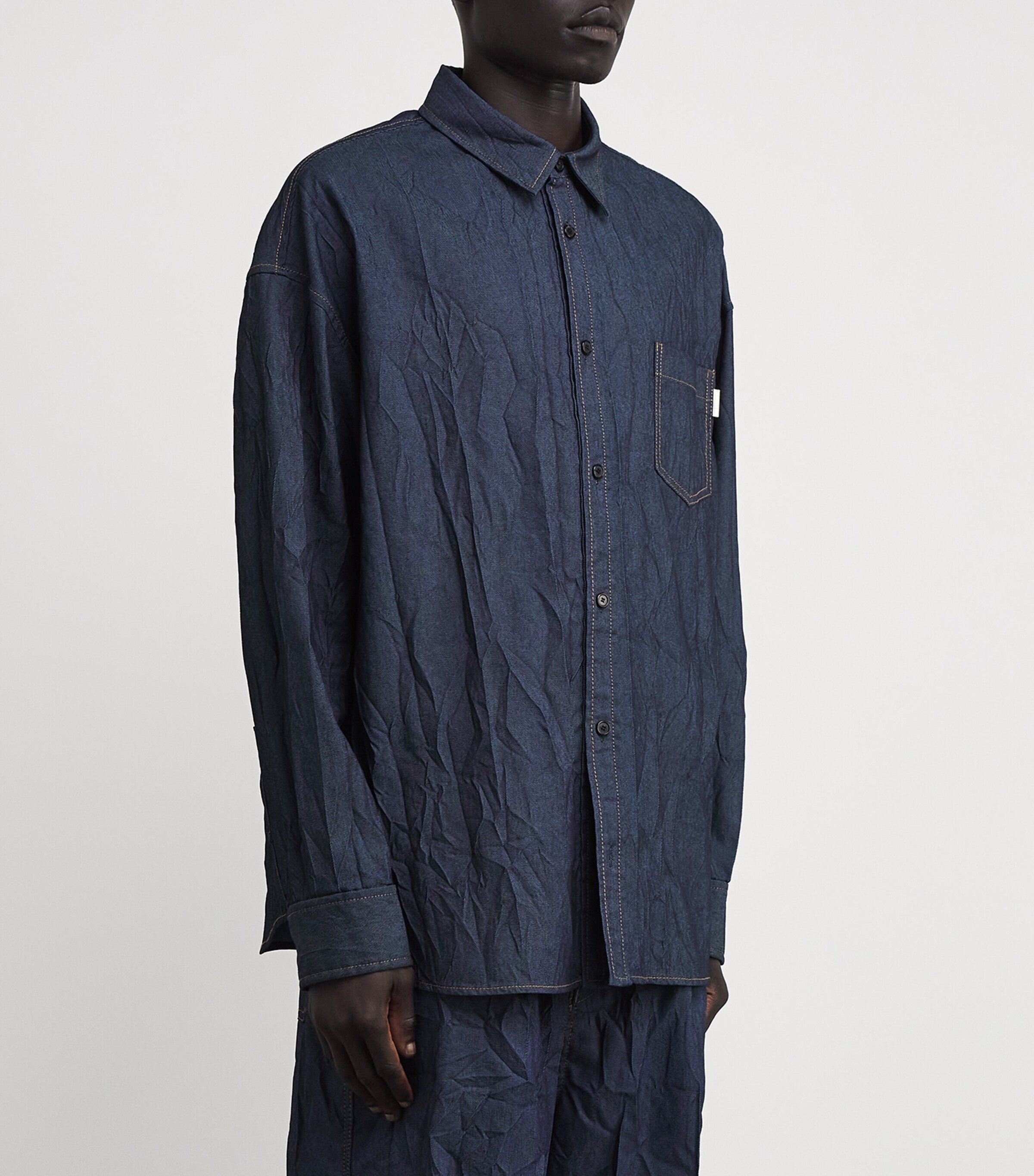 Juun.J Mens Wrinkled Pocket-Detail Oversized Shirt Navy R Image 3