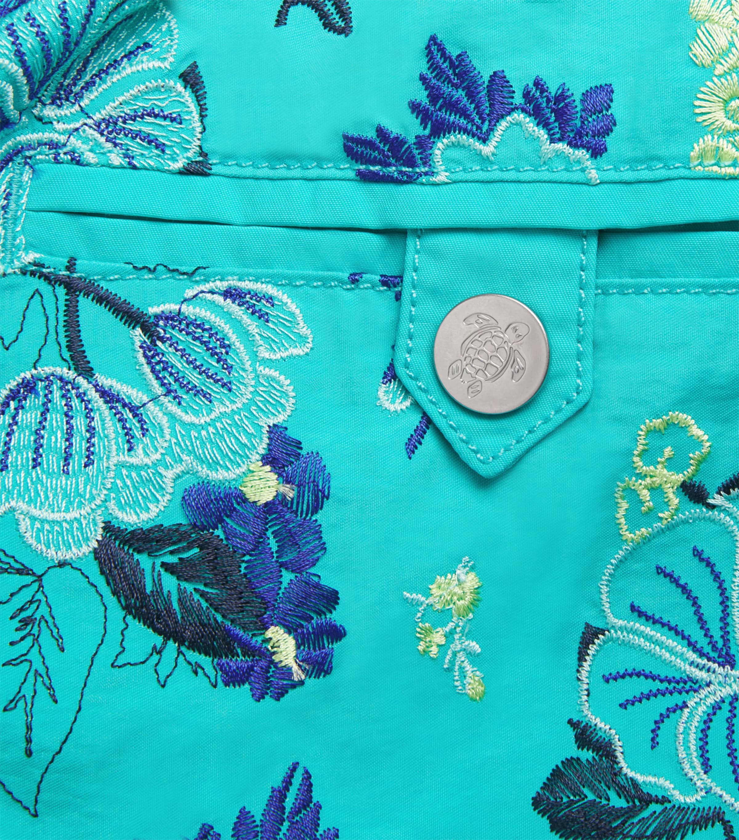 Vilebrequin Mens Embroidered Mistral Swim Shorts Vert Disco Image 4