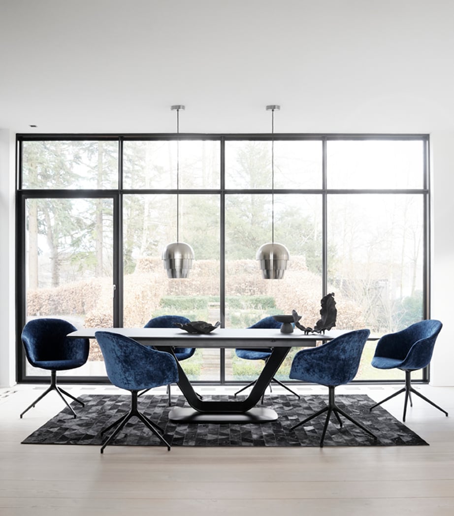 BoConcept Alicante Extendable Dining Table Image 4