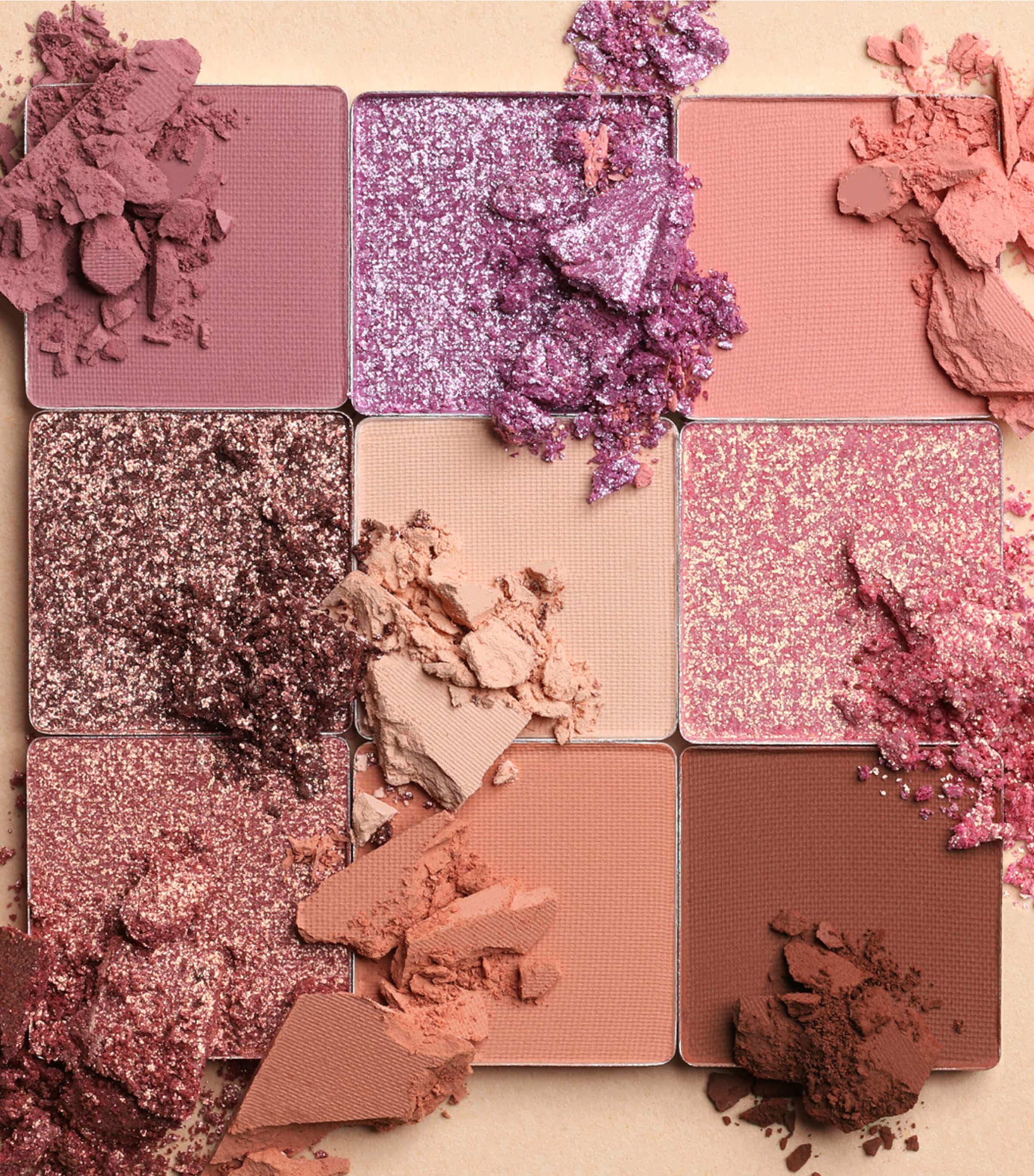 Light Nude Obsessions Eyeshadow Palette LIGHT Image 3