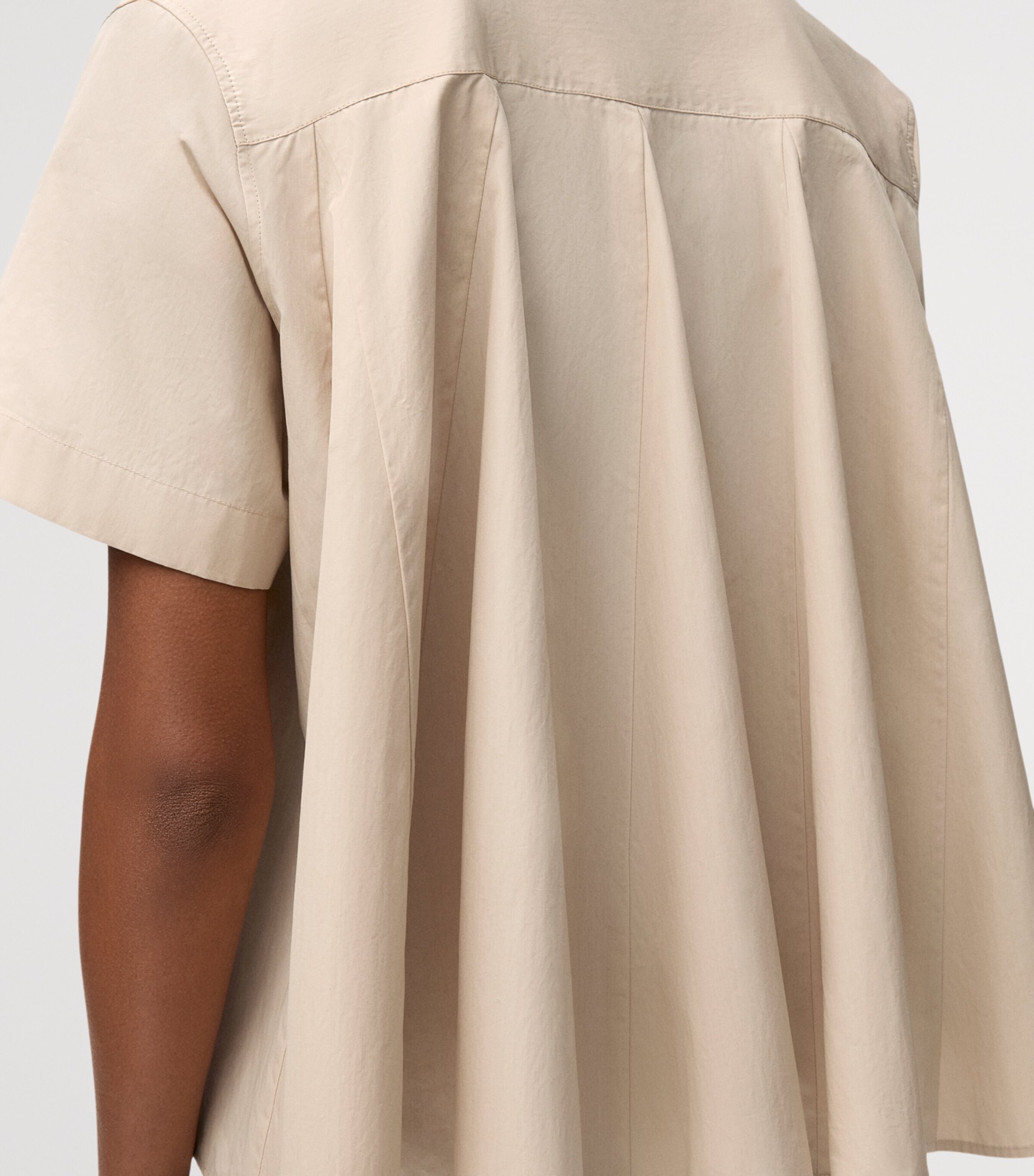 LOEWE Womens x Paula's Ibiza Anagram Short-Sleeve Shirt Light Beige Image 6