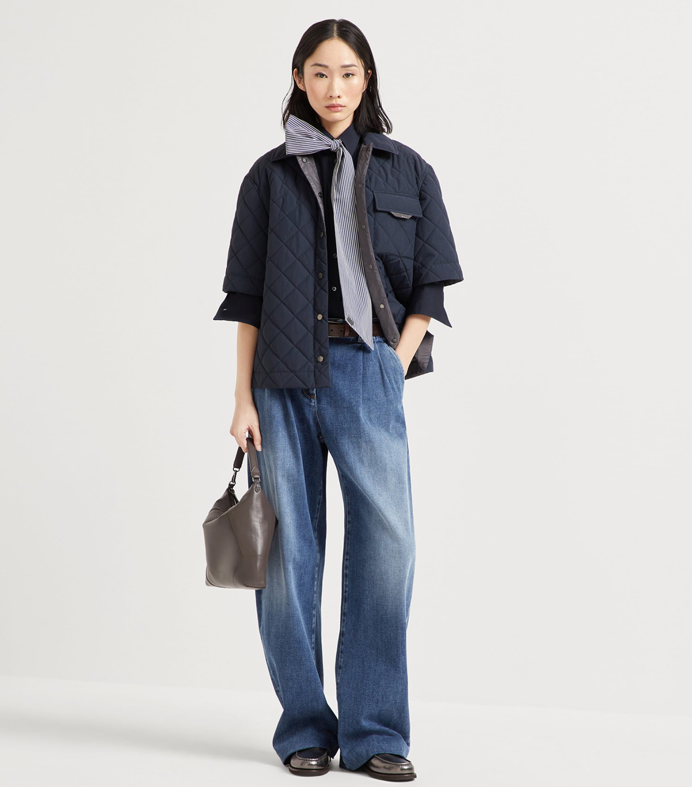 Cotton-Blend Cropped Shirt C7186 Image 4