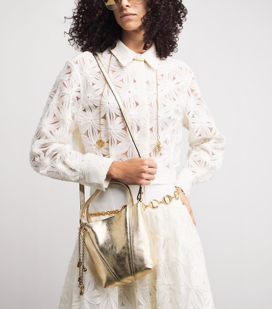 Small Leather Spin Tote Bag LIGHT GOLD Image 2