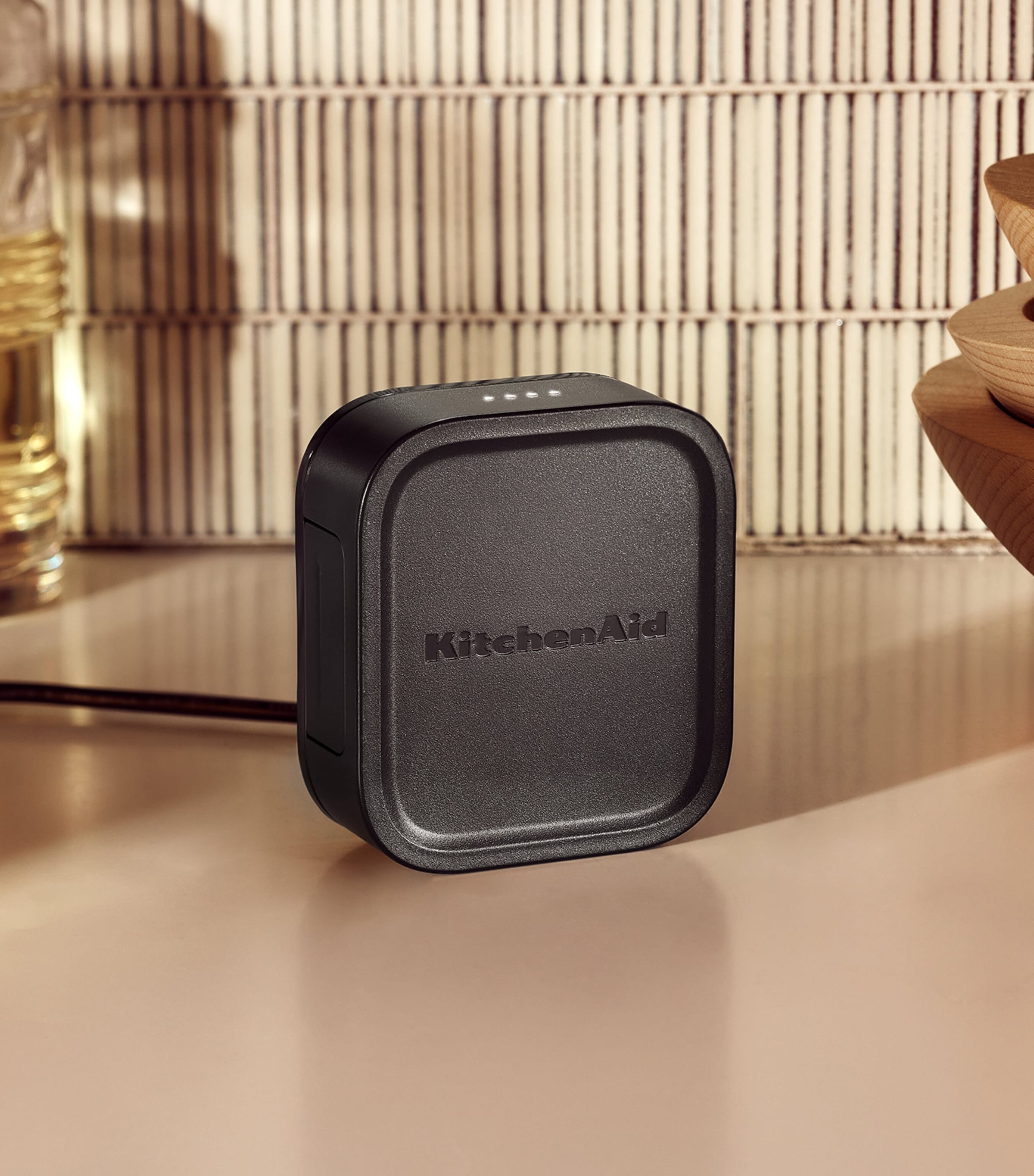 Go Removable and Rechargeable 12V Lithium Ion Battery MATTE BLACK Image 4