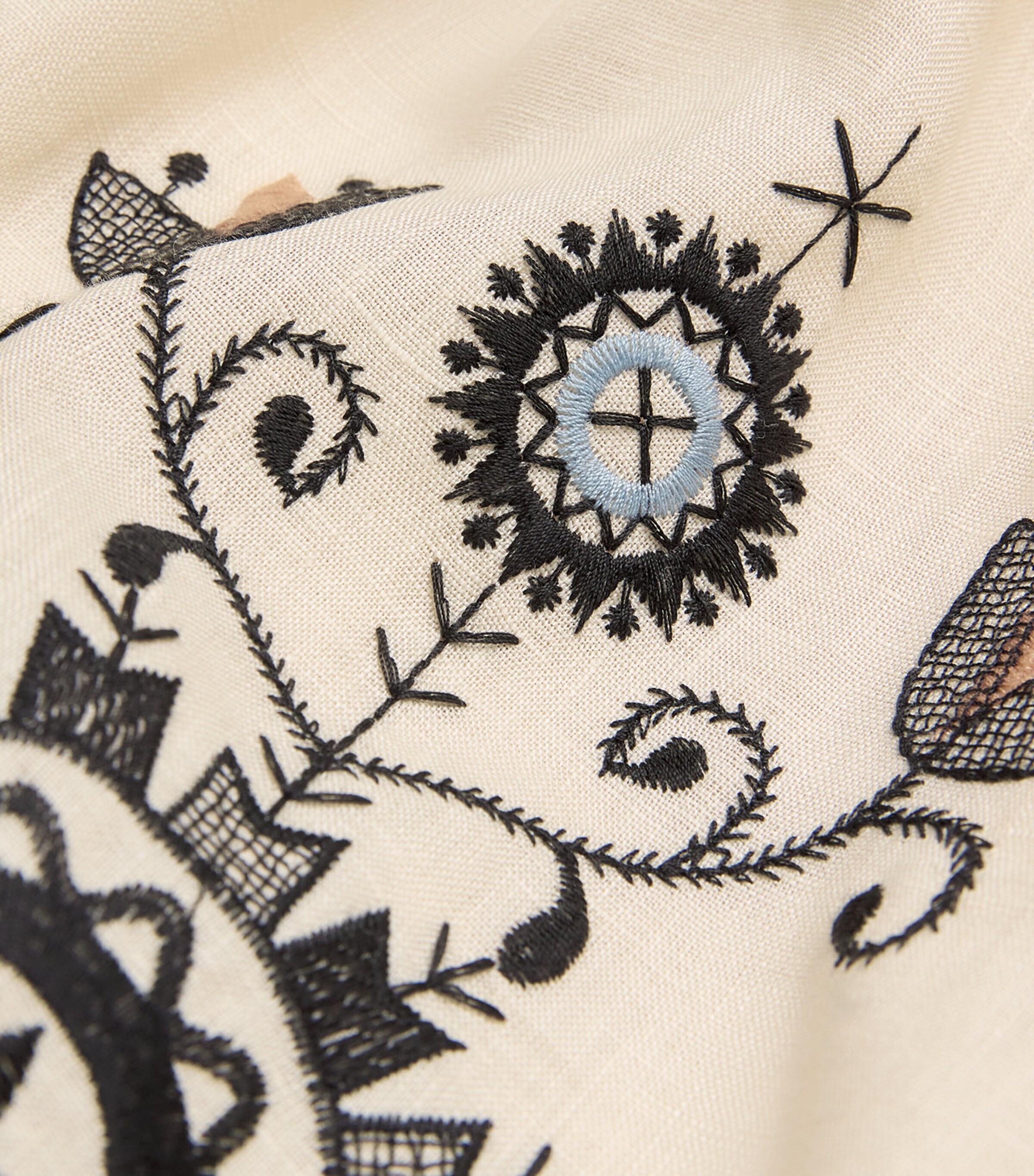 Linen Band-Collar Shirt ECRU Image 5