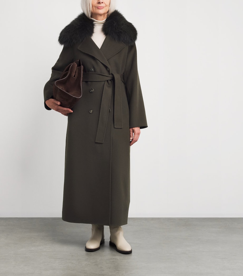 Fur-Trim Double-Breasted Coat A2108 Image 2