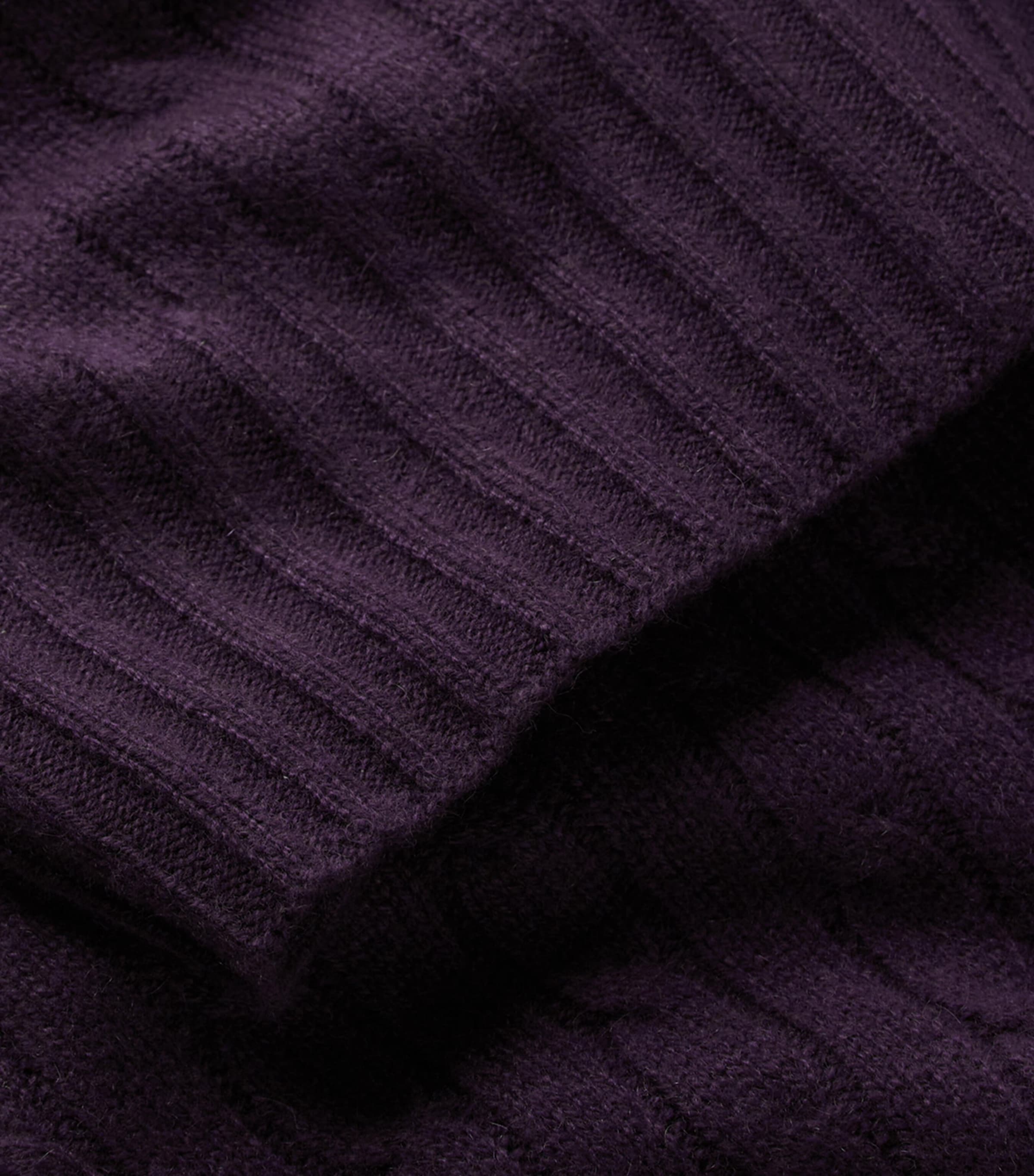 Ralph Lauren Home Cashmere Cable-Knit Throw (60cm x 60cm) Royal Purple Image 3