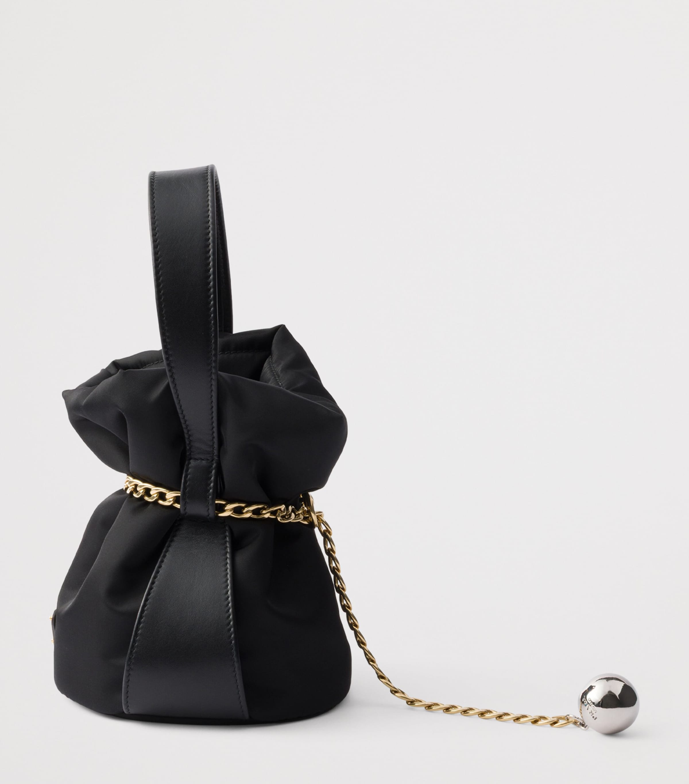 Mini Re-Nylon Bucket Bag F0002 Image 5