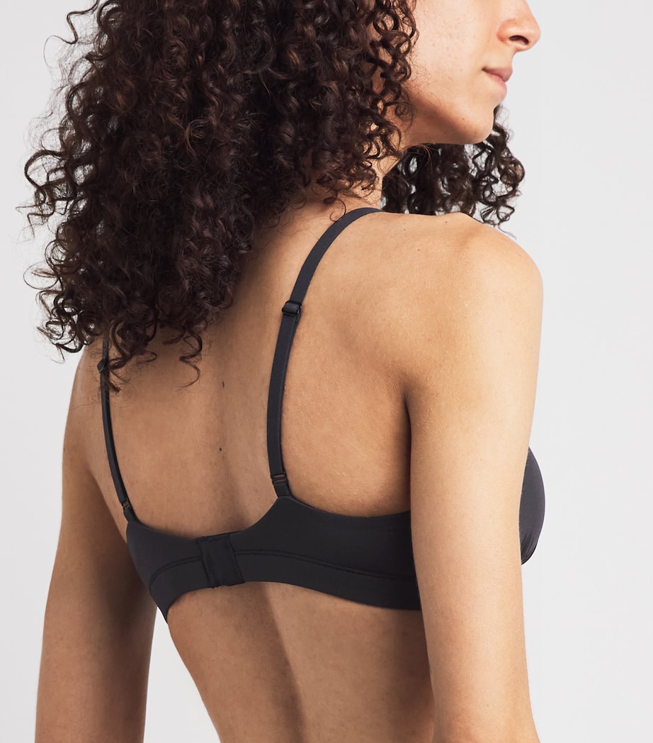 Skims Womens Fits Everybody Crossover Bralette Onyx Image 3