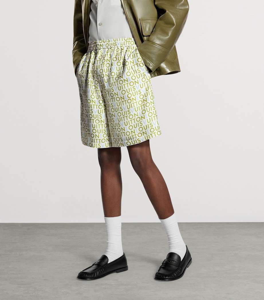 LOUIS VUITTON Mens Silk Printed Shorts Milk White Image 3