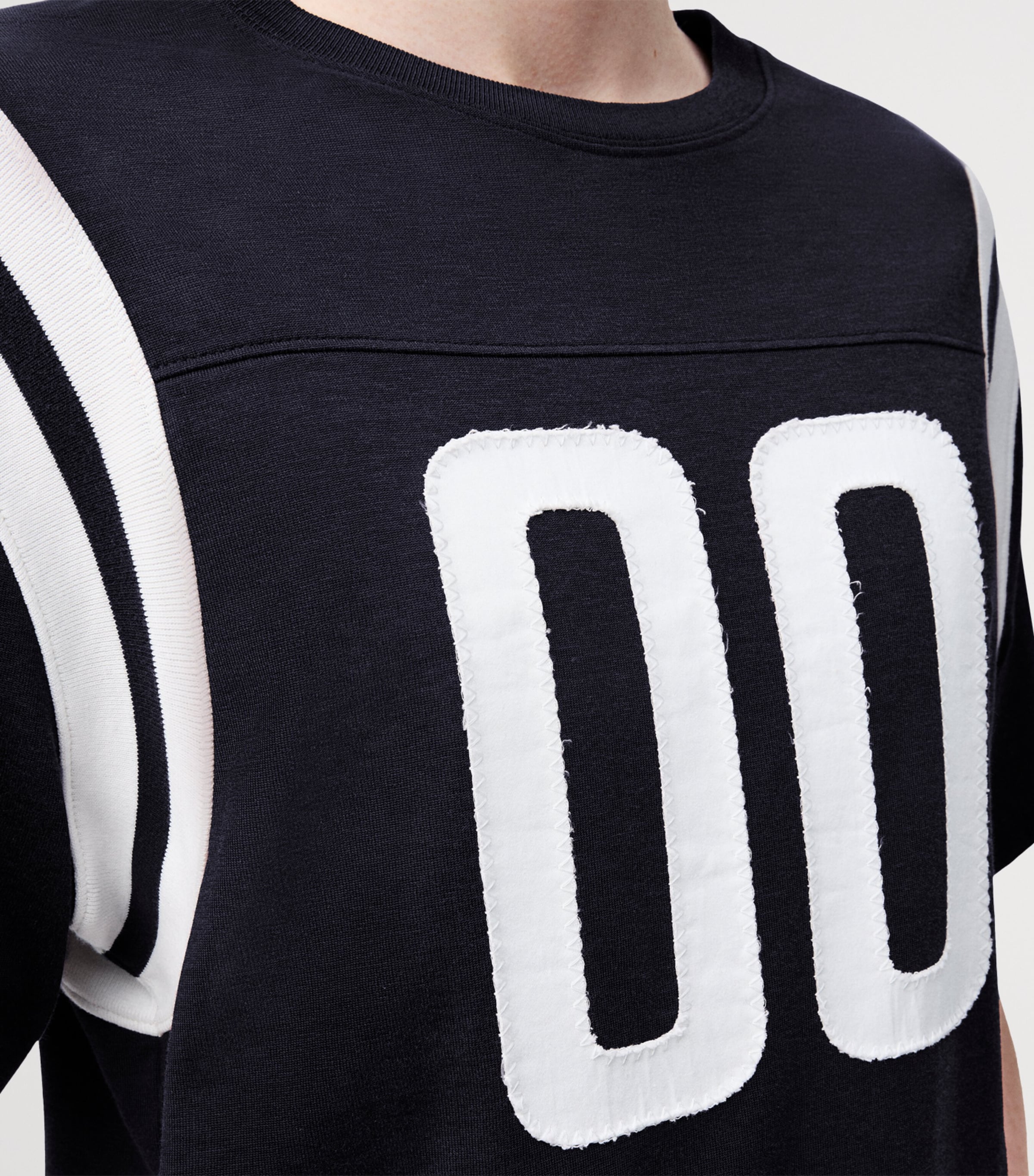 Collegiate Patch T-Shirt BURGUNDY Image 5