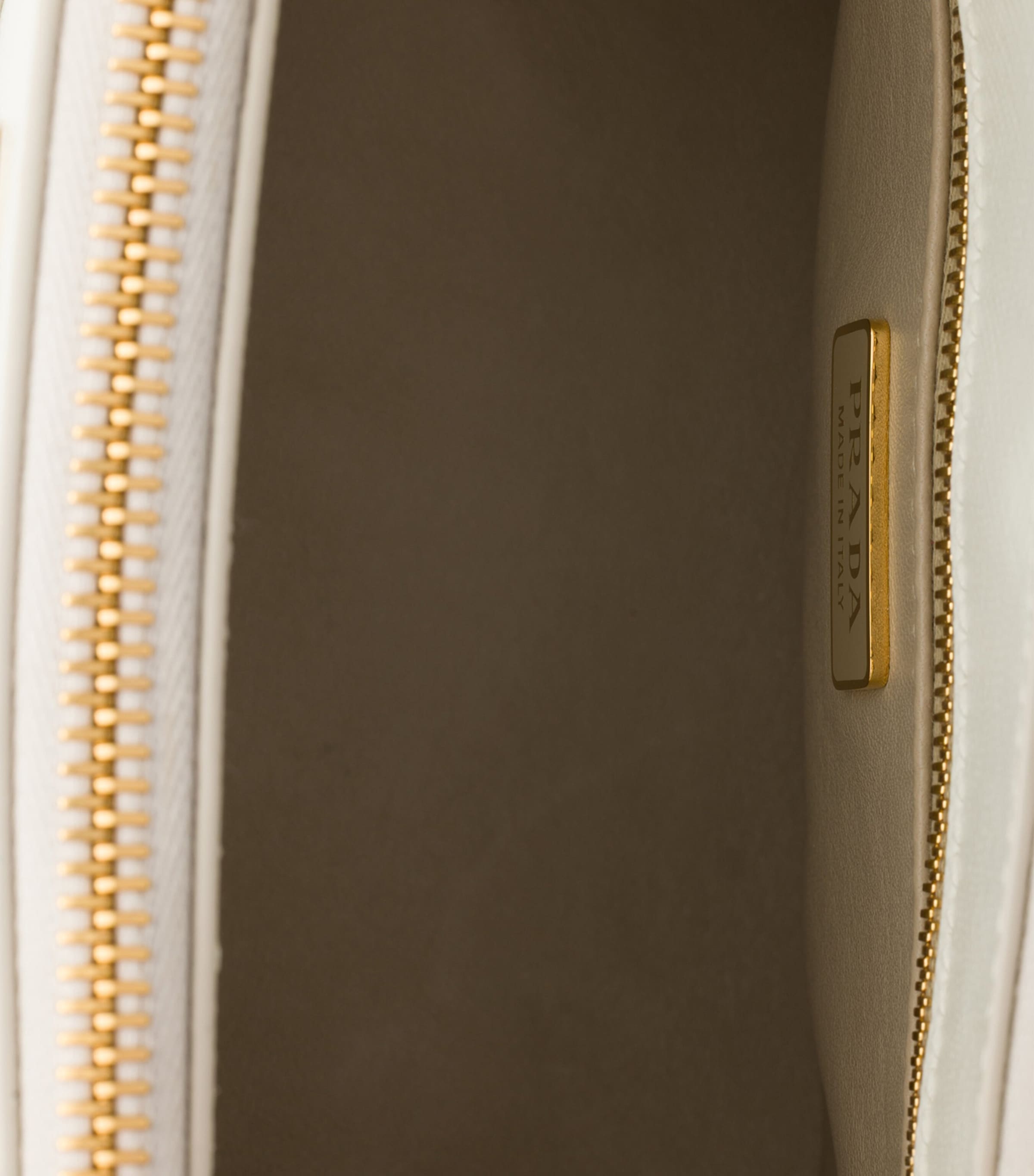 Mini Patent Saffiano Leather Galleria Top-Handle Bag F0009 Image 4