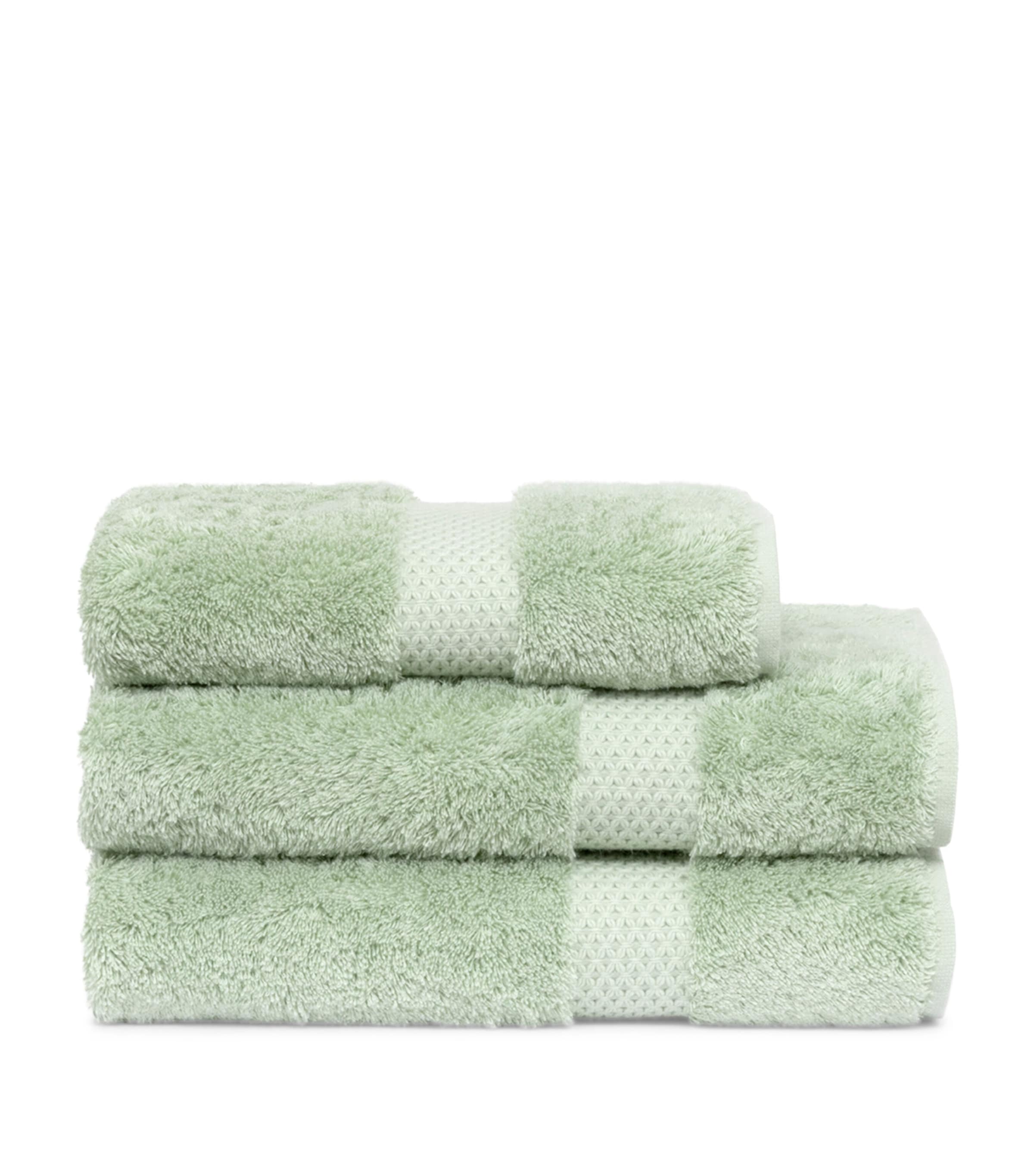 Yves Delorme Etoile Bath Towel (70cm x 140cm) Amande Image 1