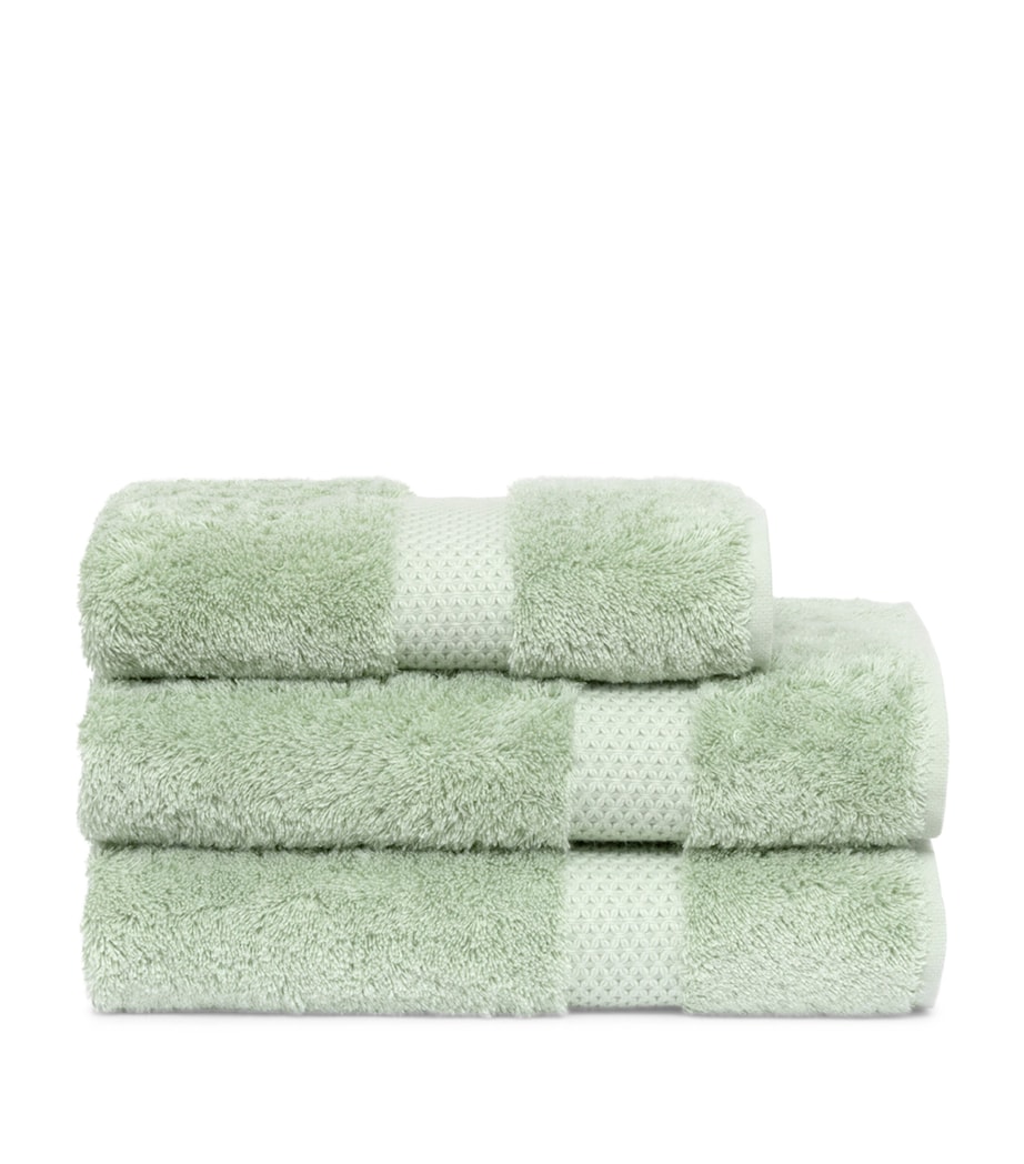 Yves Delorme Etoile Bath Towel (70cm x 140cm) Amande Image 1