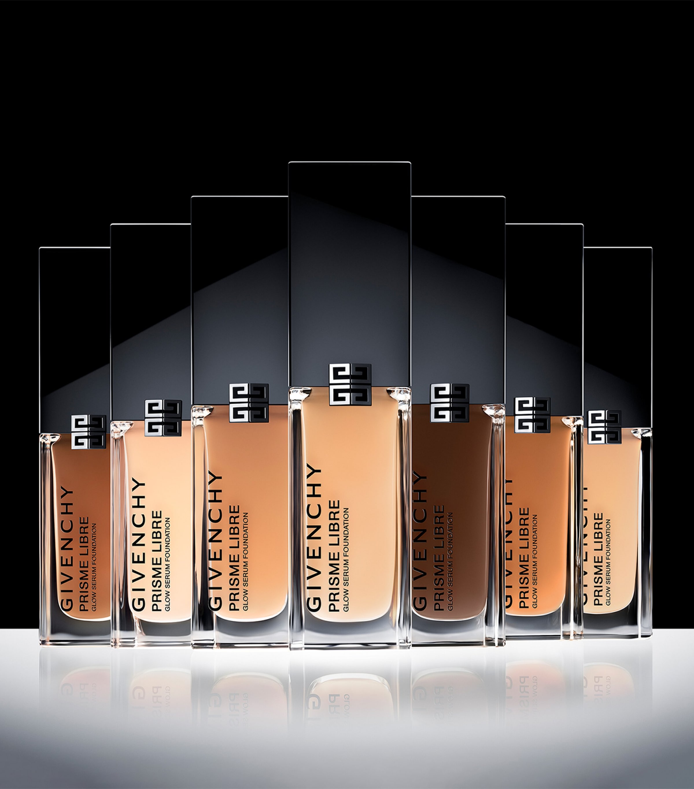 ファンデーション GIVENCHY PRISME LIBRE GLOW SERUM1.5C Prisme Libre Glow Serum Blurring & Hydrating Foundation - 30