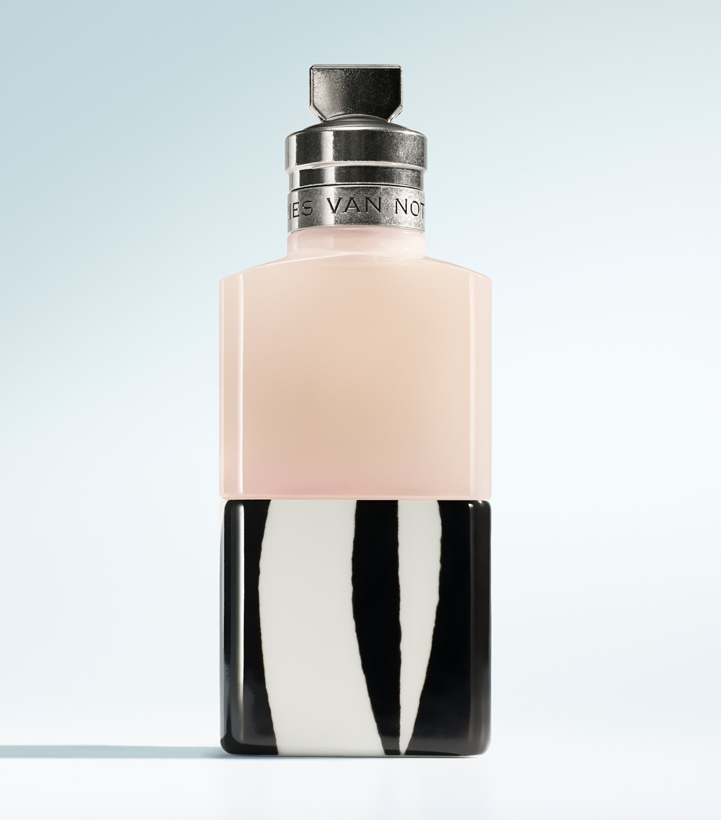DRIES VAN NOTEN Rosa Carnívora Eau de Parfum (100ml) Image 3