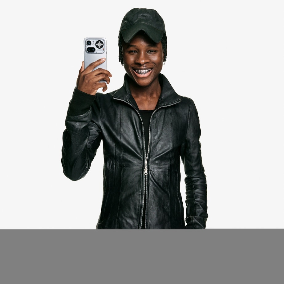 Phone (4a) Pro SILVER Image 11