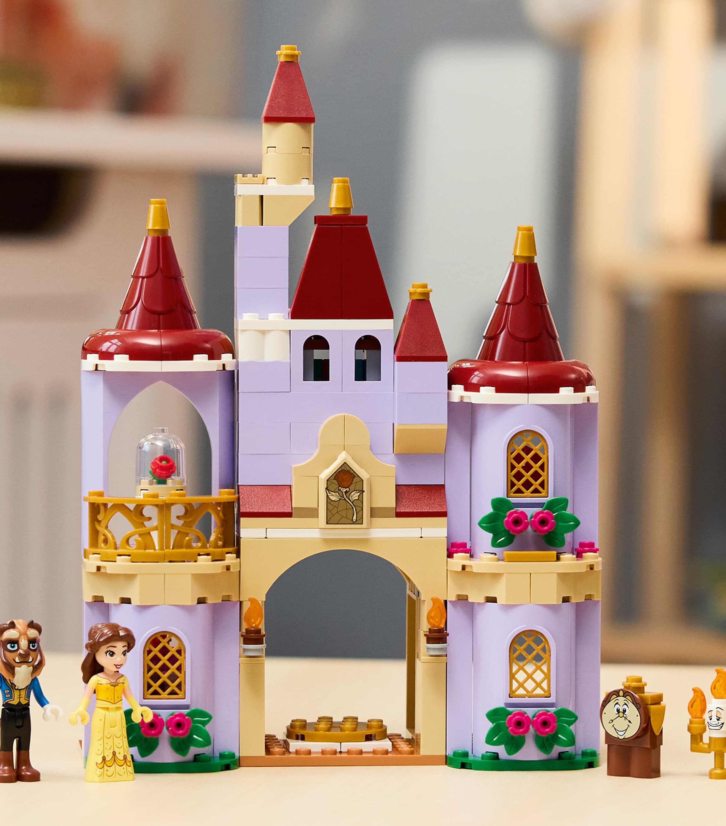 Lego Disney Princess Belle & the Beast’s Enchanted Castle 43289 Image 5