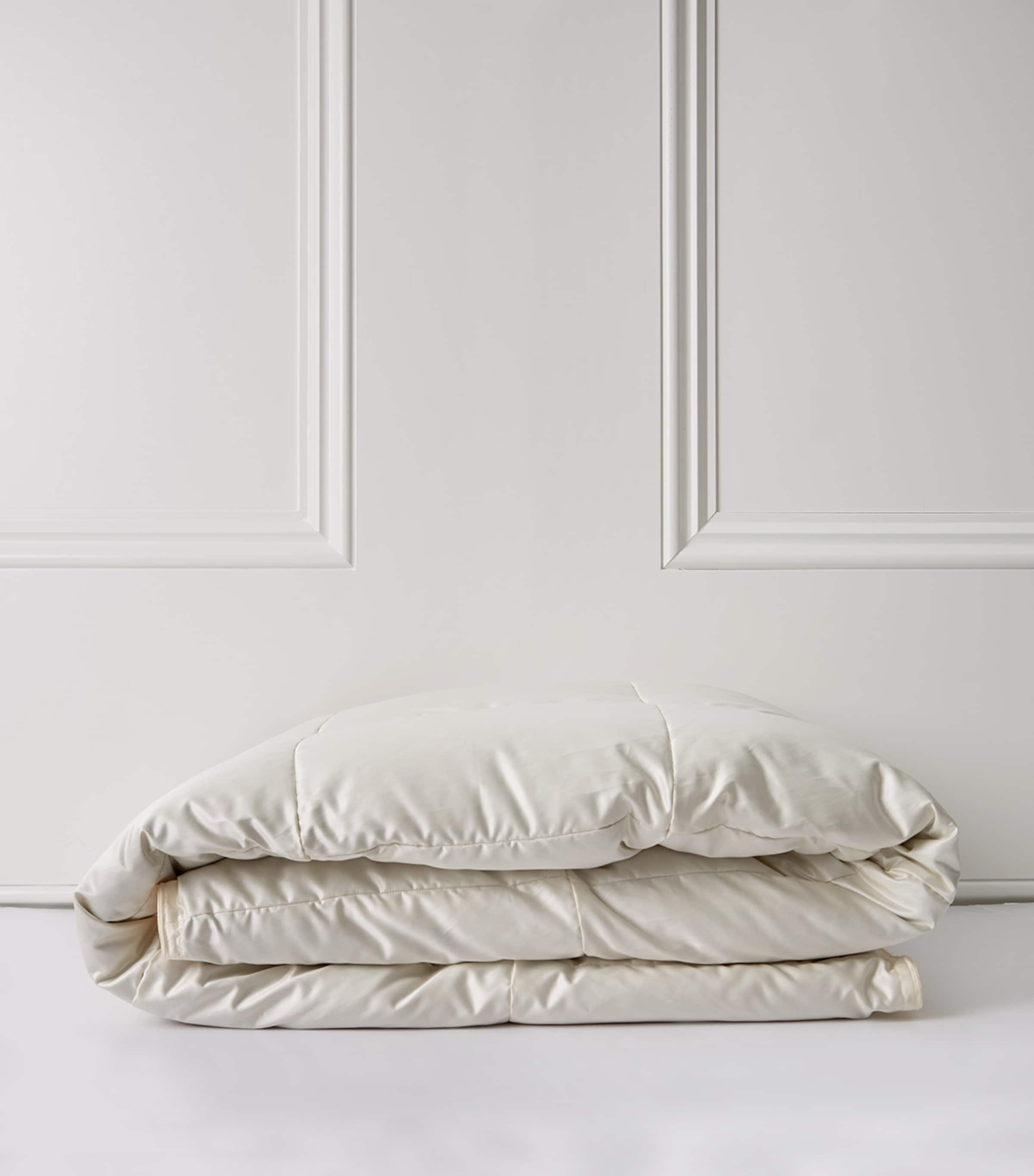 Double Arctic Duck Down Duvet (8.5 Tog) IVORY Image 2