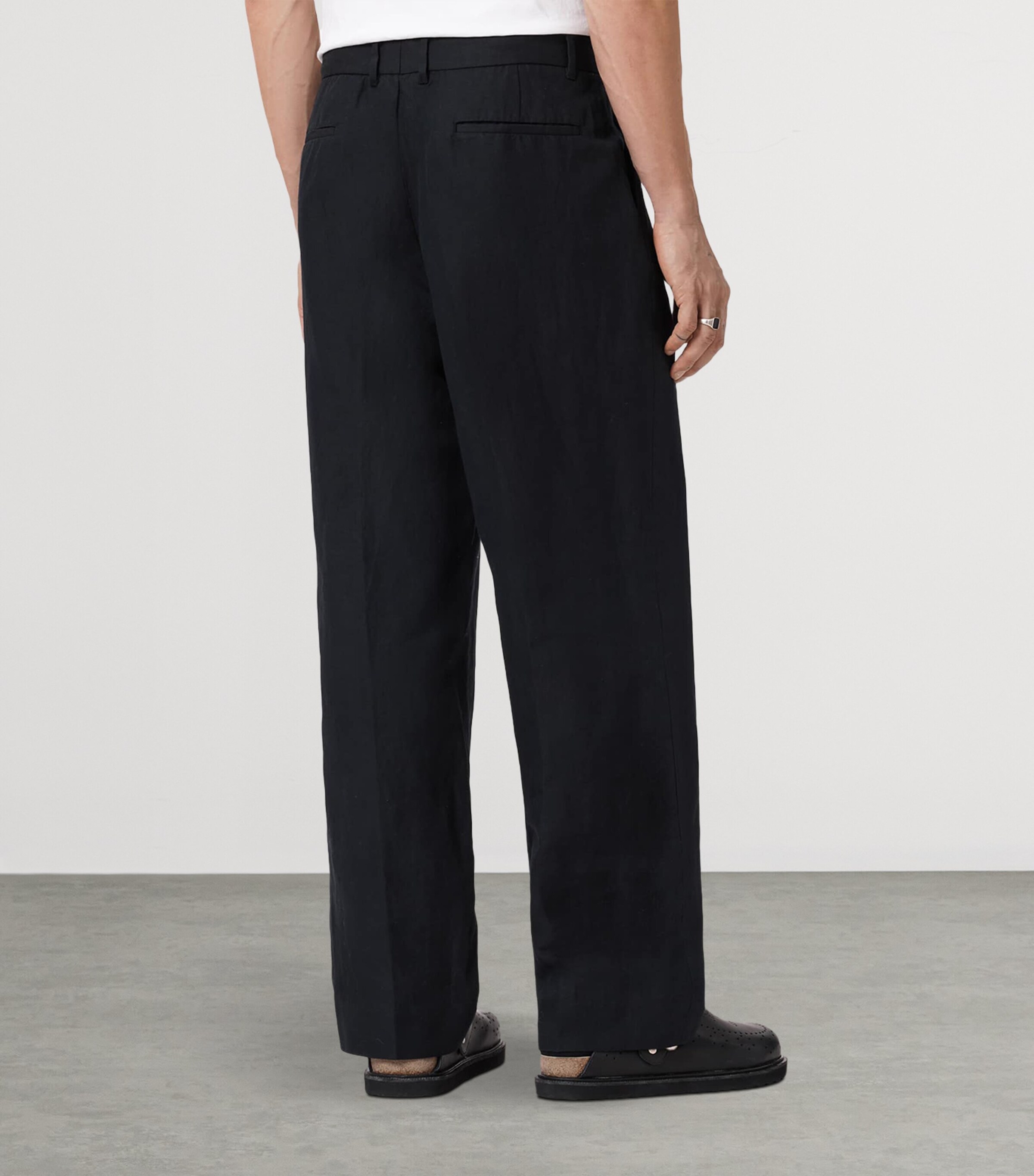 AllSaints Mens Linen-Organic Cotton Roland Straight Trousers Faded Black Image 4