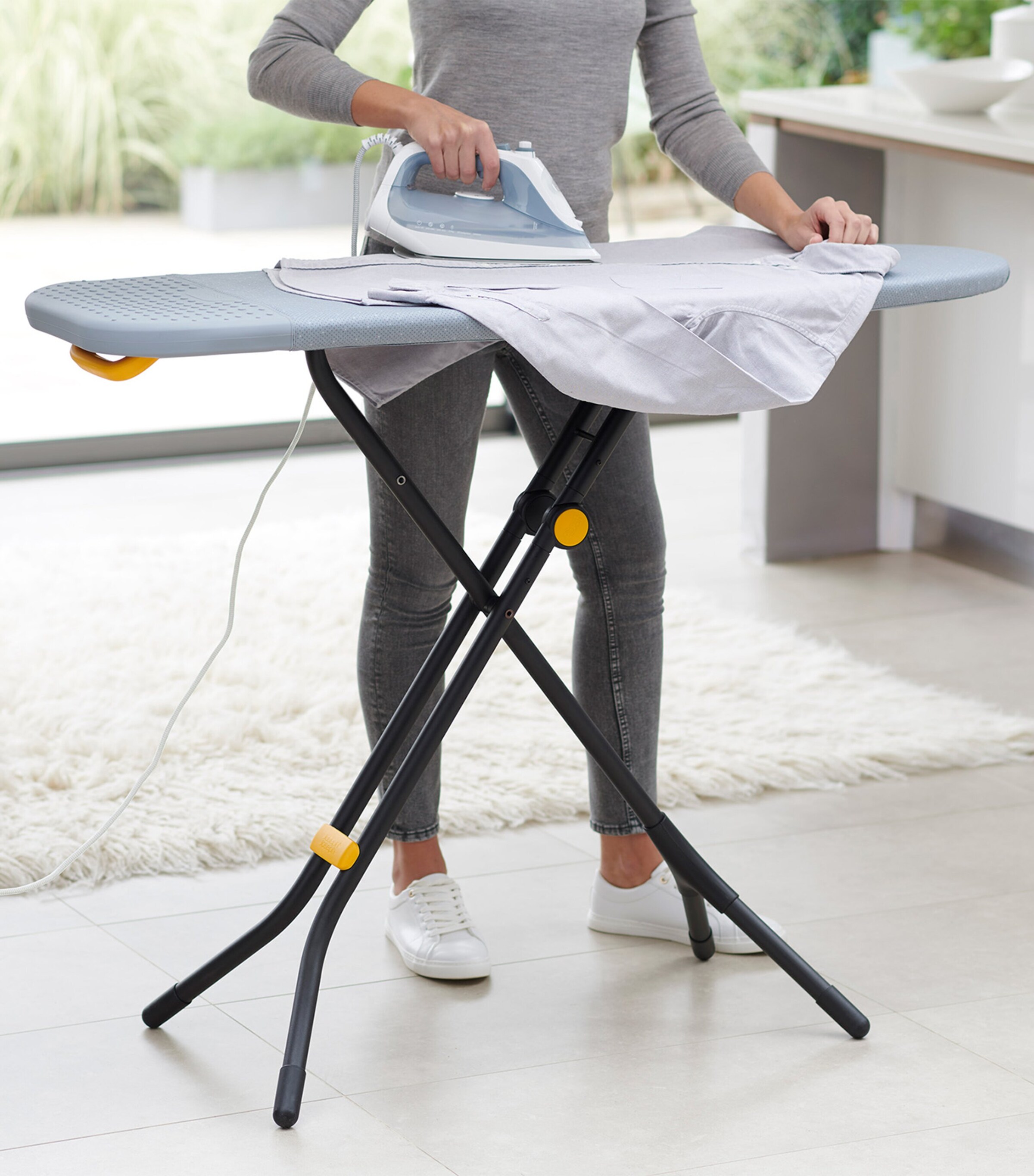 Glide Easy-To-Store Ironing Board GREY/YELLOW  Image 2