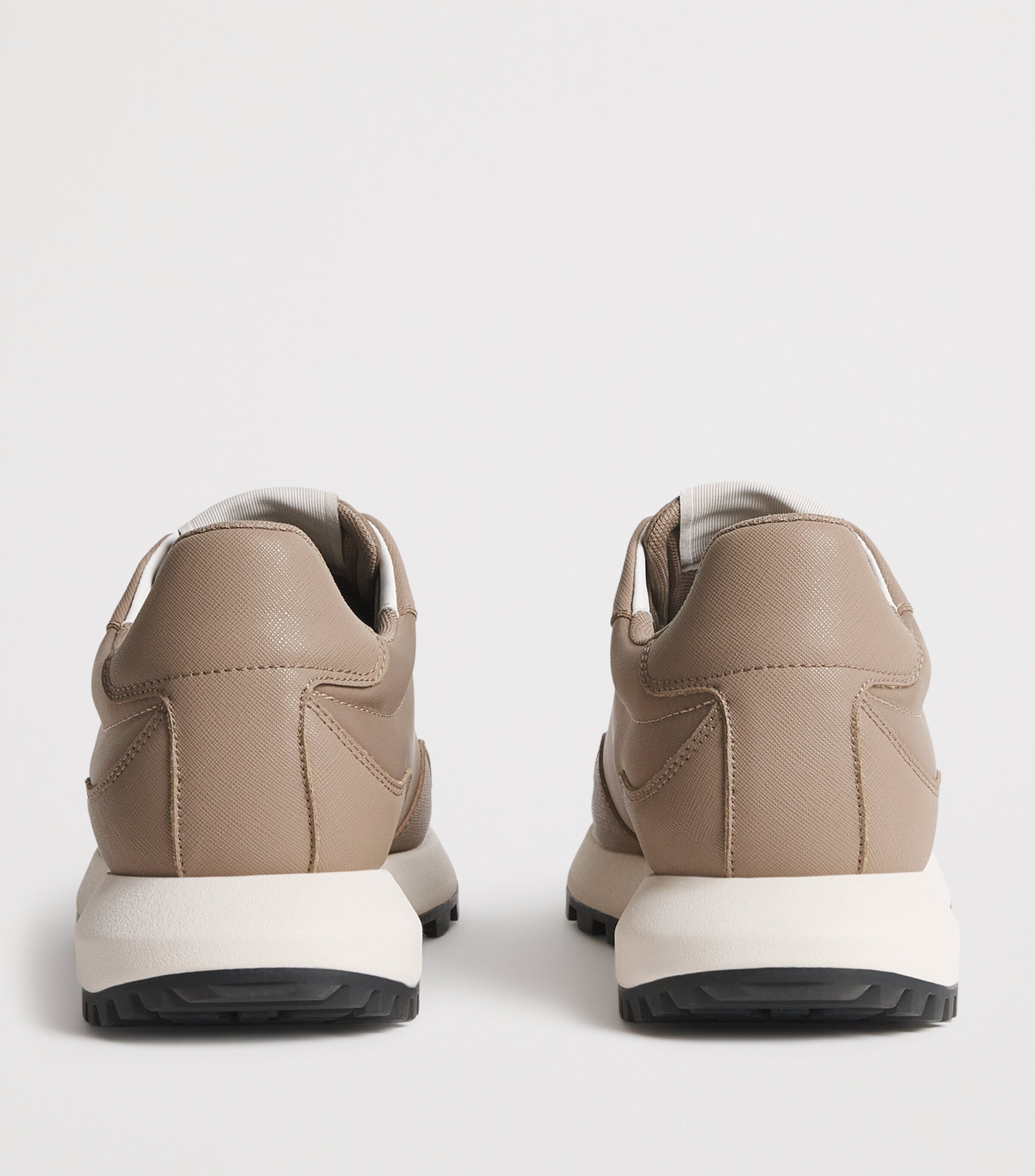 Logo Sneakers M1088 Image 4