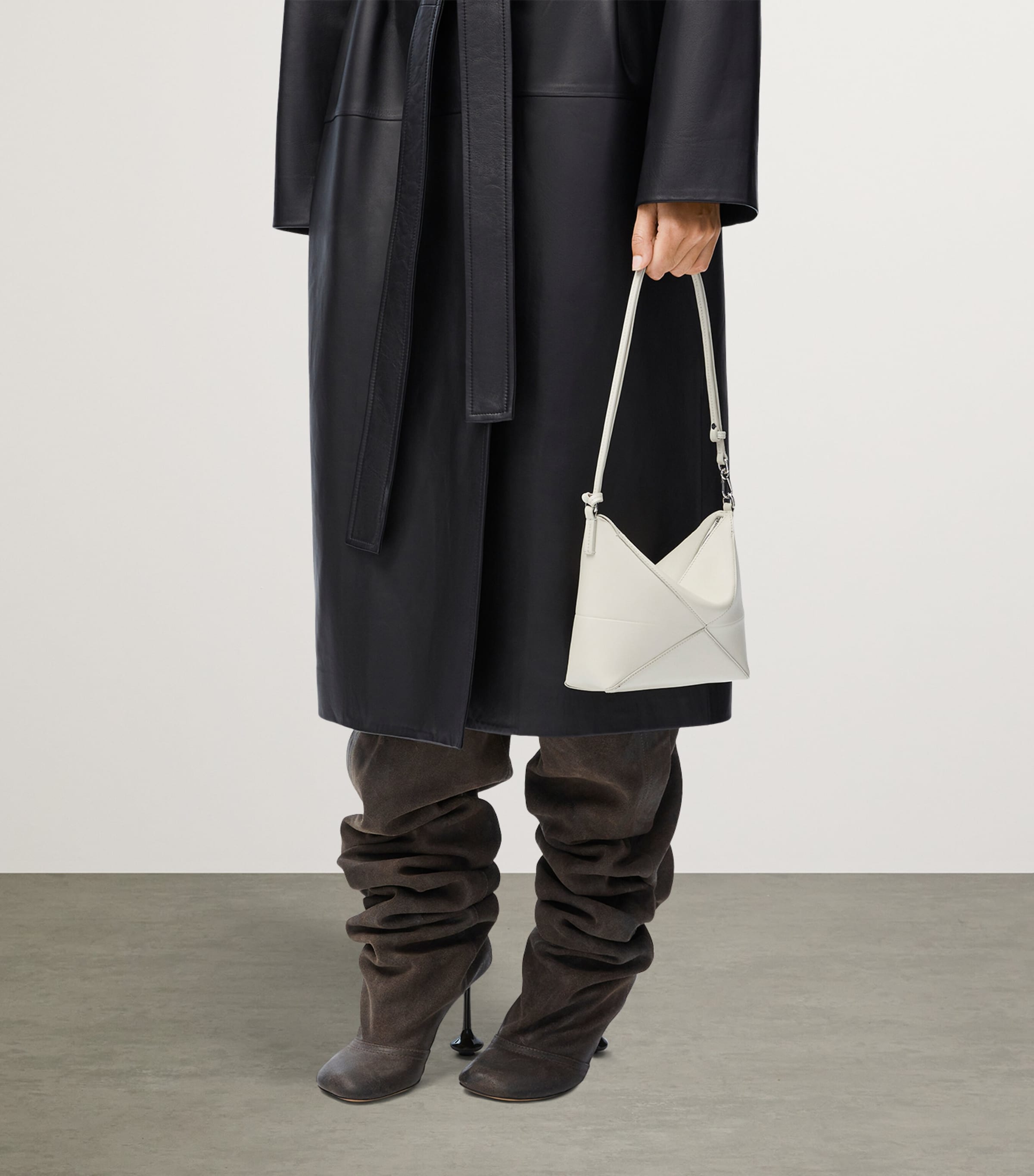 Leather Puzzle Pouch Bag SEA SALT Image 8