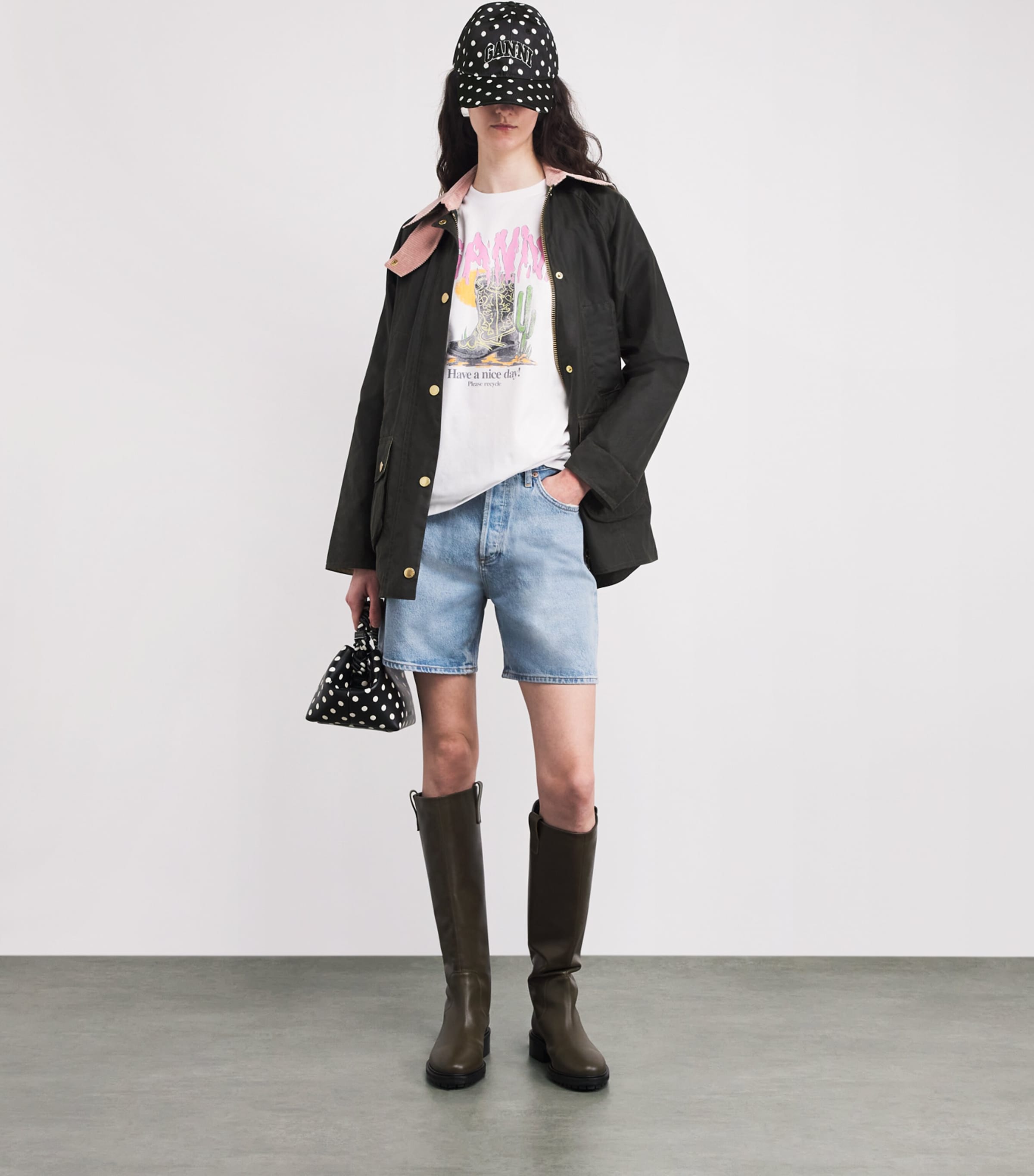 Embroidered Logo Baseball Cap 099 BLACK Image 4