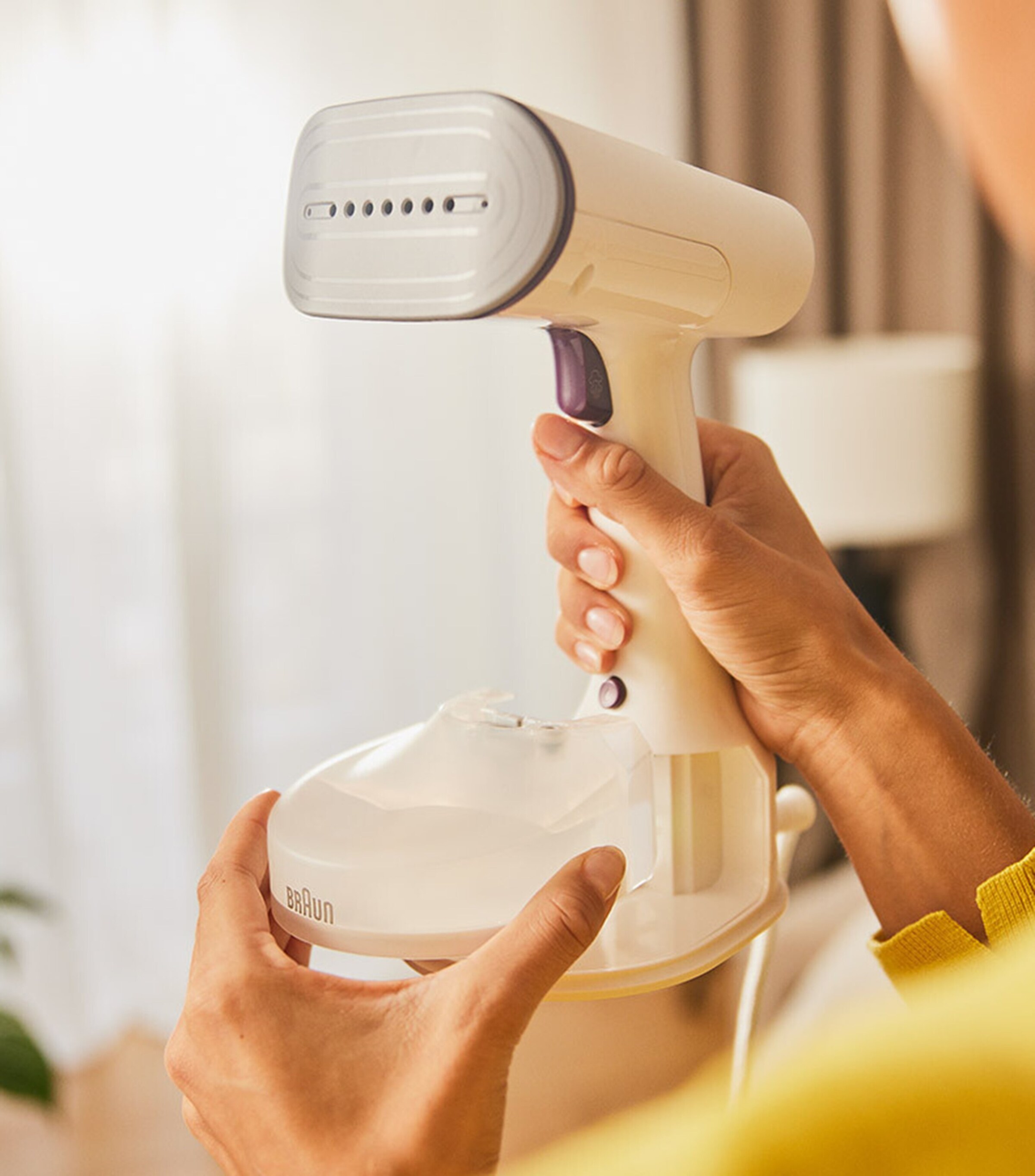 Braun Quickstyle 5 Steamer White Image 7