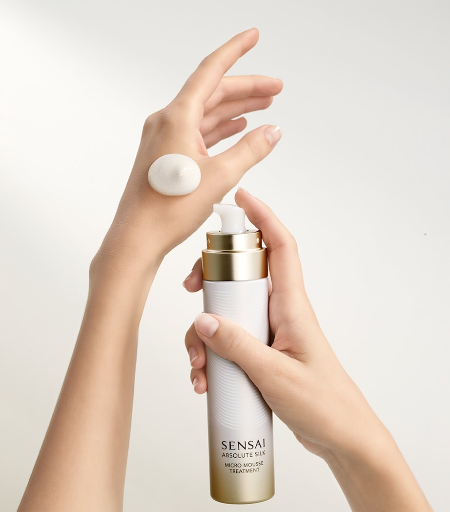 Absolute Silk Micro Mousse Treatment (90ml) NO COLOUR Image 5