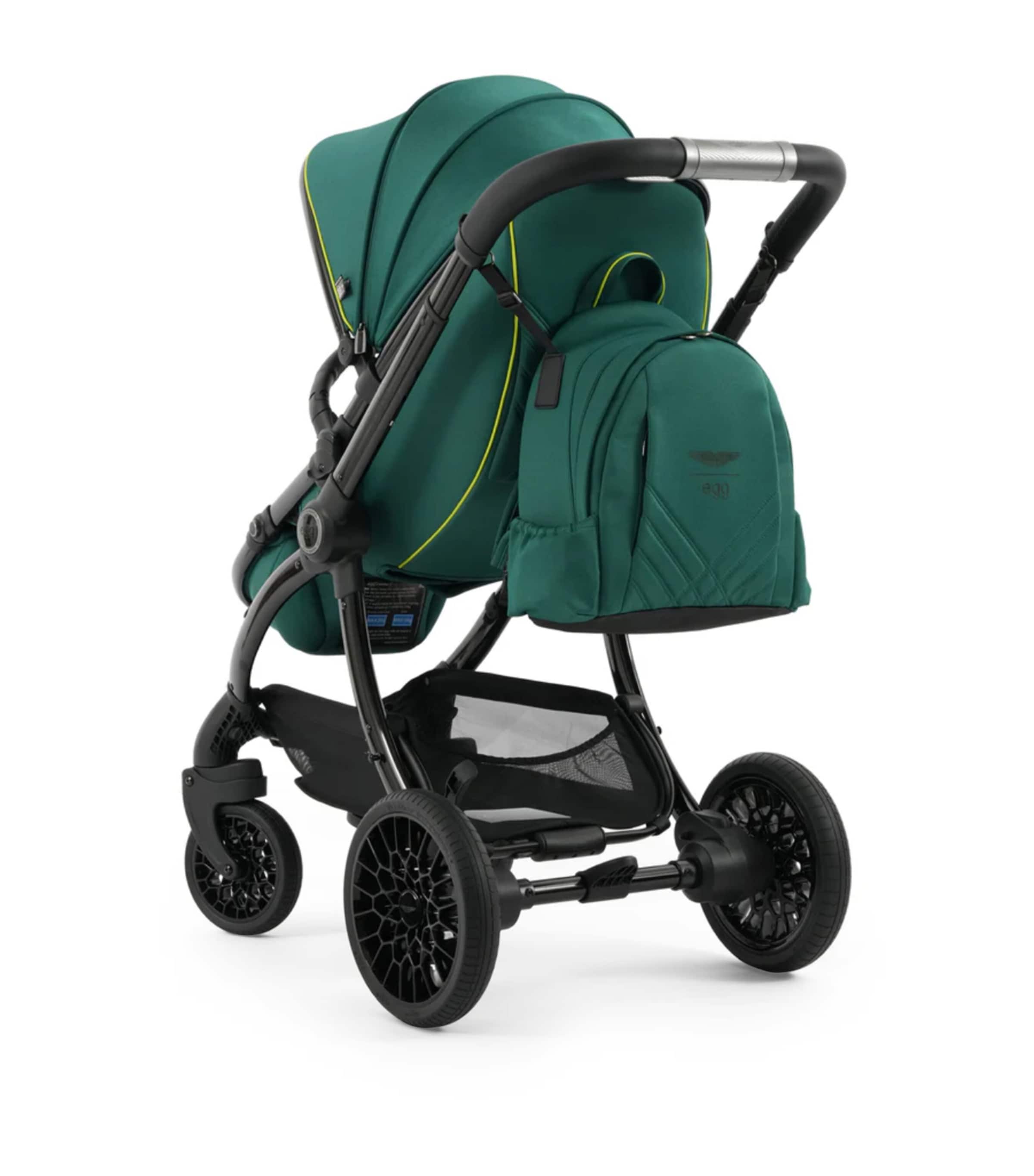 x Aston Martin egg3 Snuggle Bundle PERFORMANCE GREEN Image 5