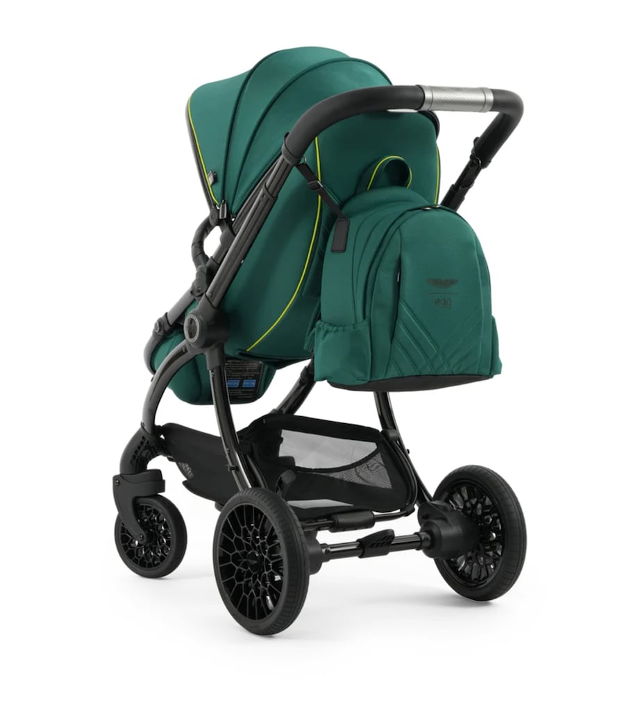 x Aston Martin egg3 Snuggle Bundle PERFORMANCE GREEN Image 5