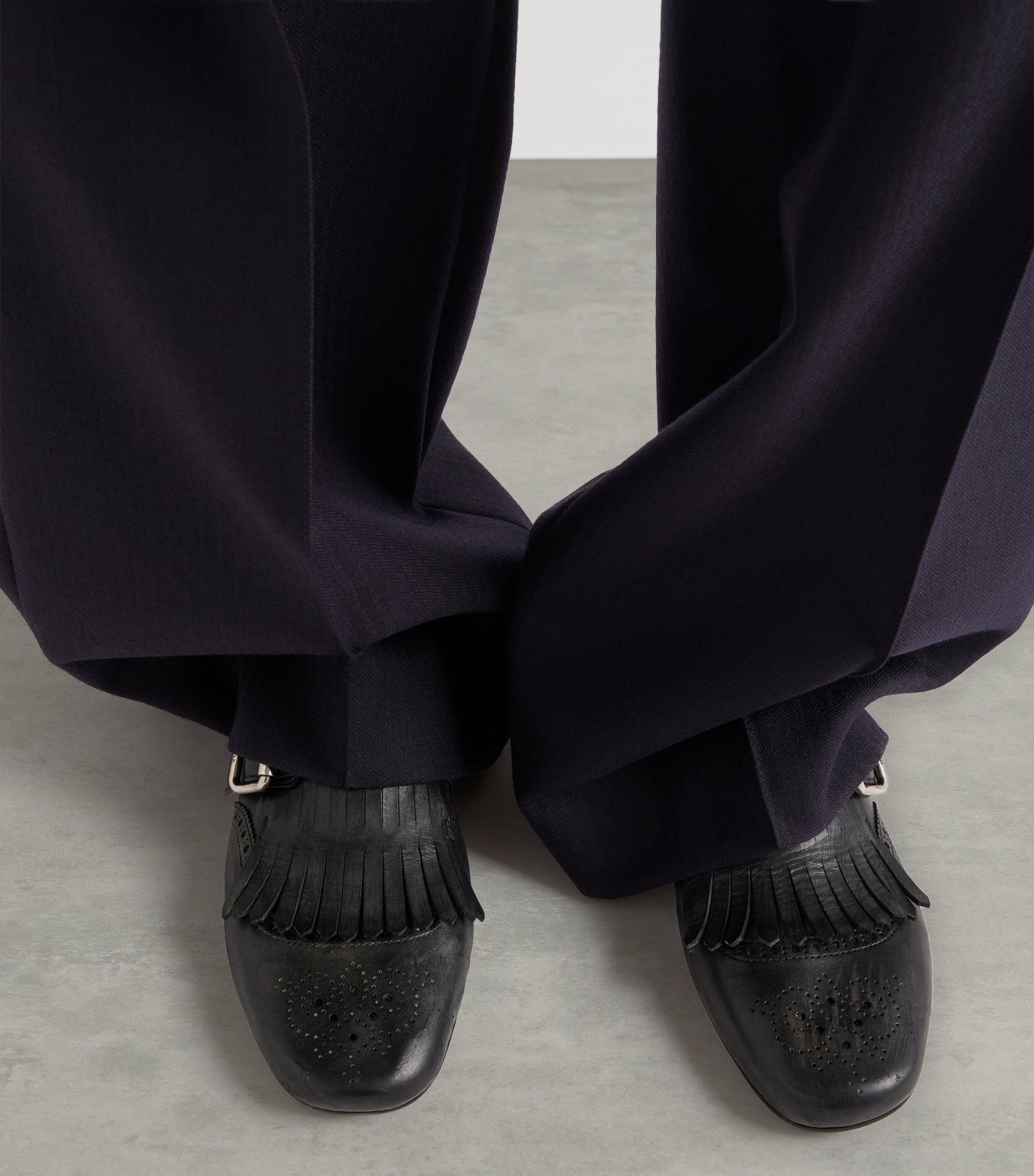 Leather Fringed Shuffle Loafers F0002 Image 2