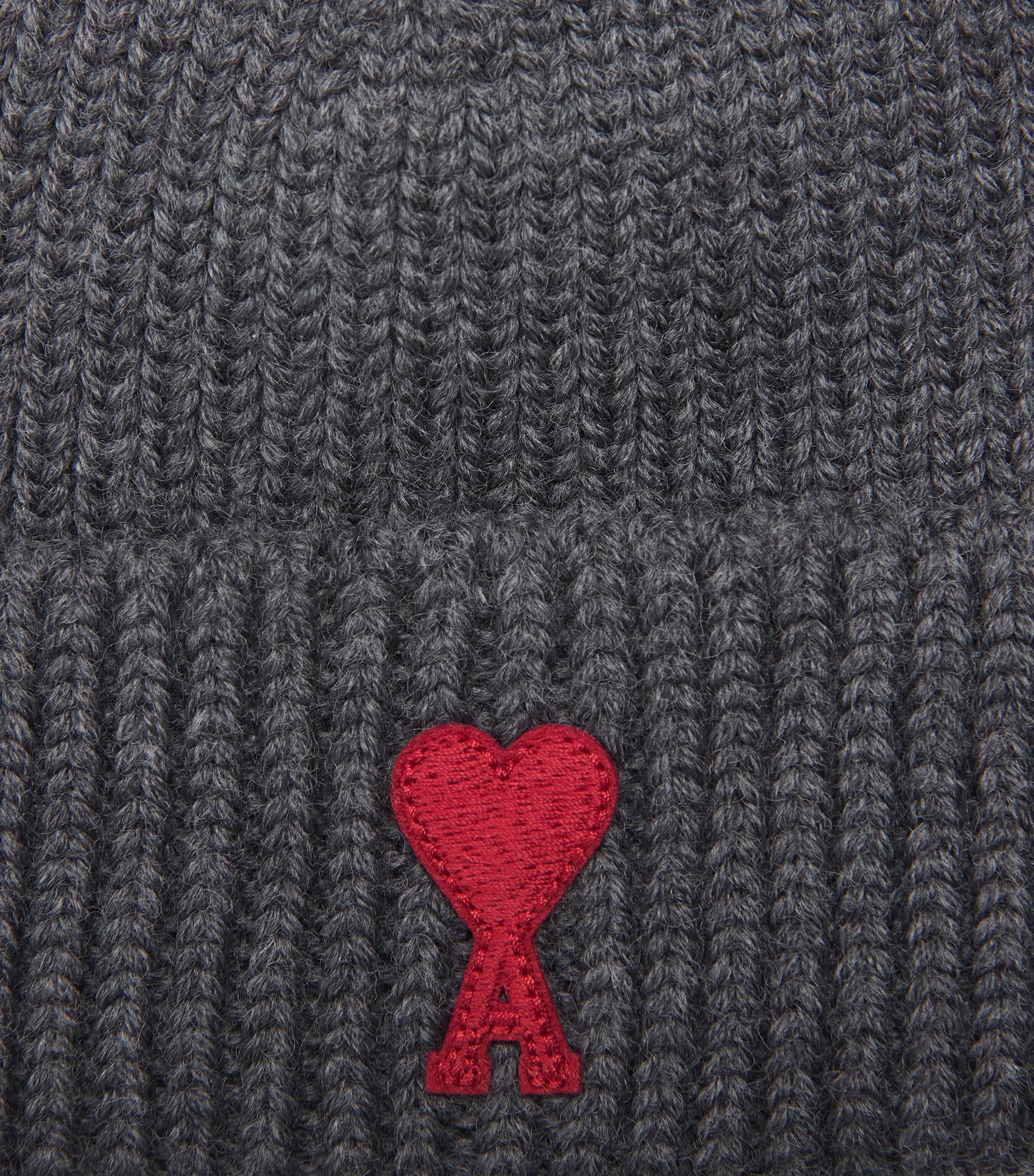 AMI Paris Ami de Coeur Beanie : Gris Chine / Rouge Image 3