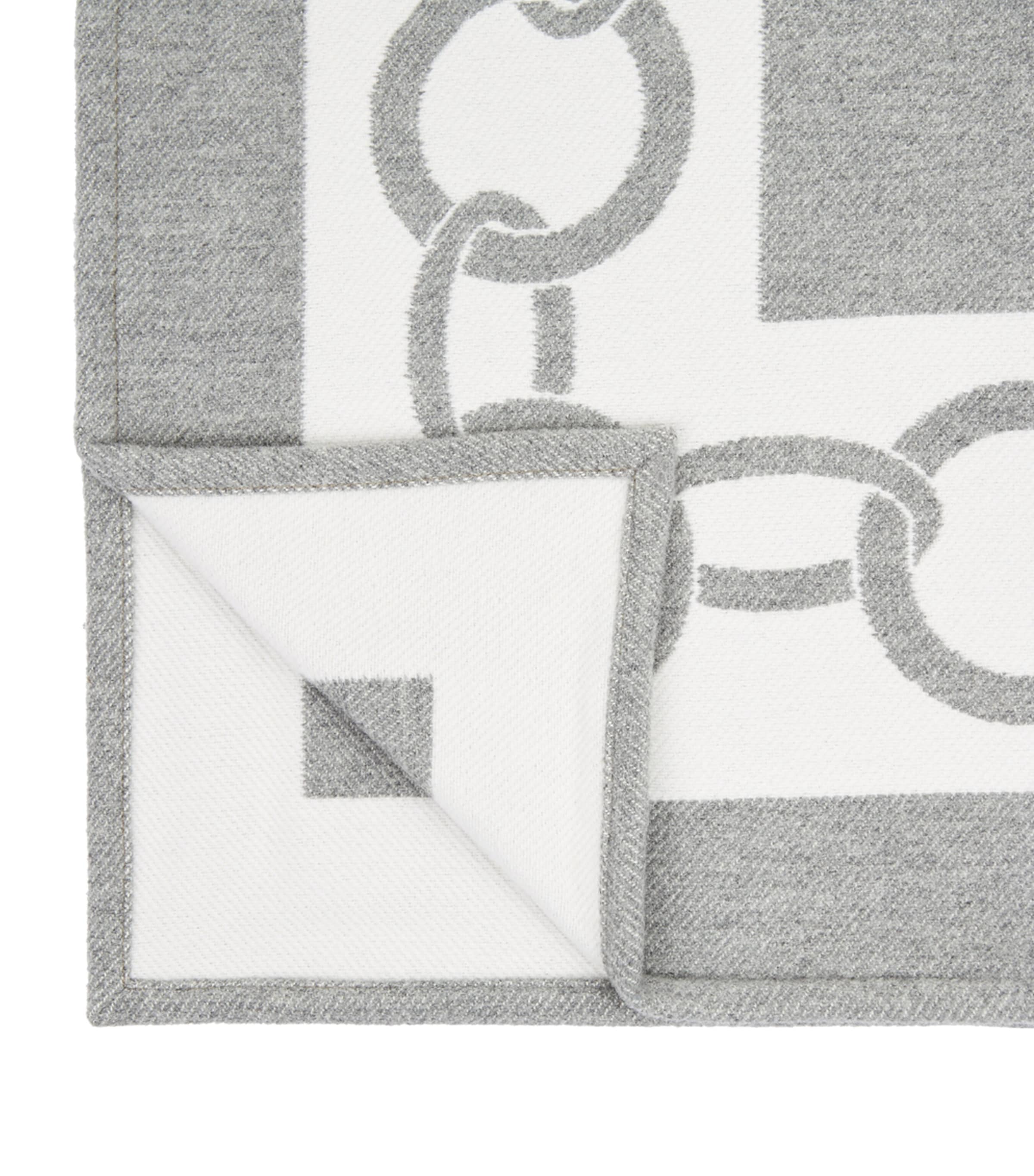 Chains Blanket (130cm x 200cm) 0B33  GREYMILK Image 2