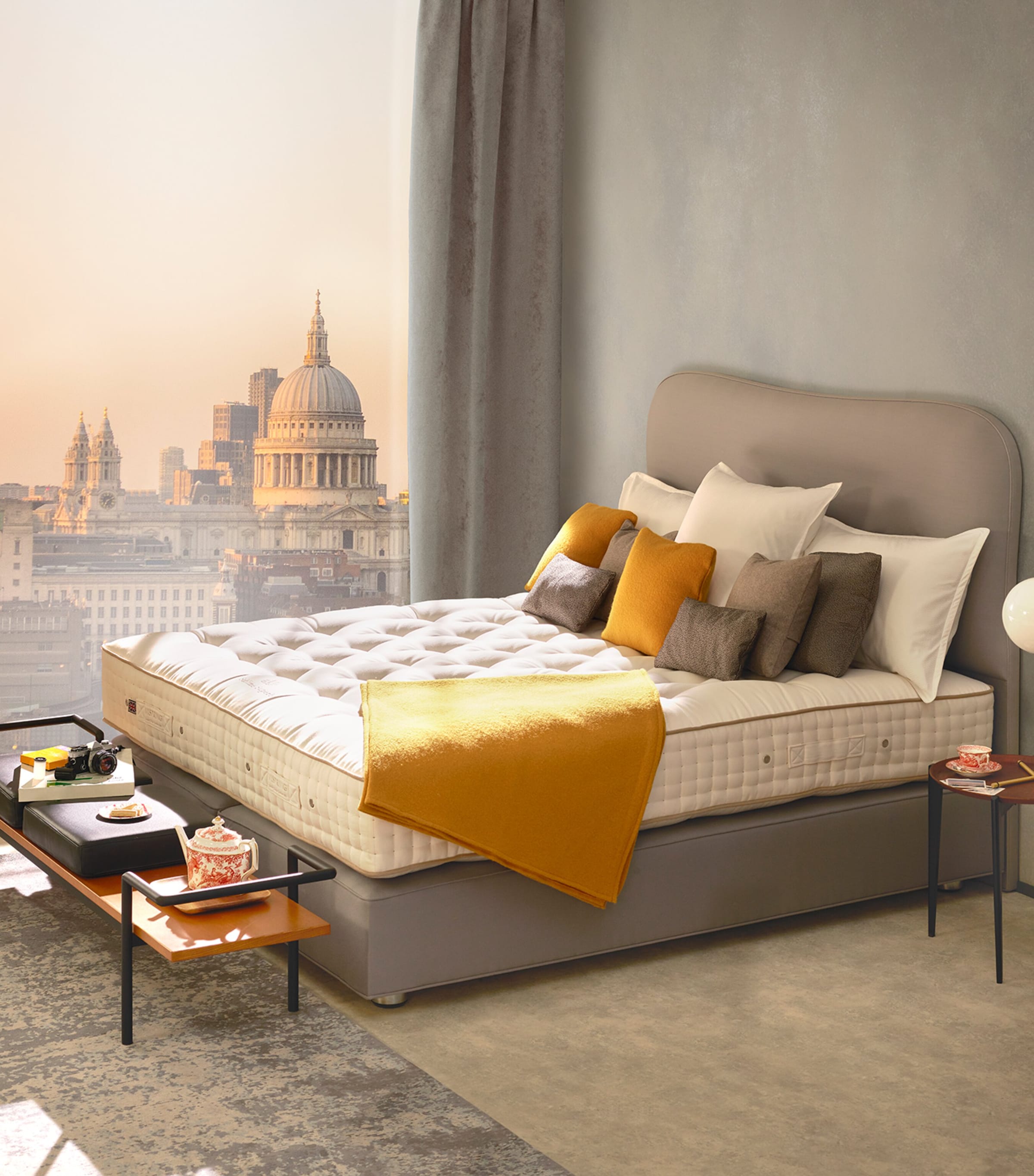 Soft Signatory Mattress (150cm x 200cm) WHITE Image 2