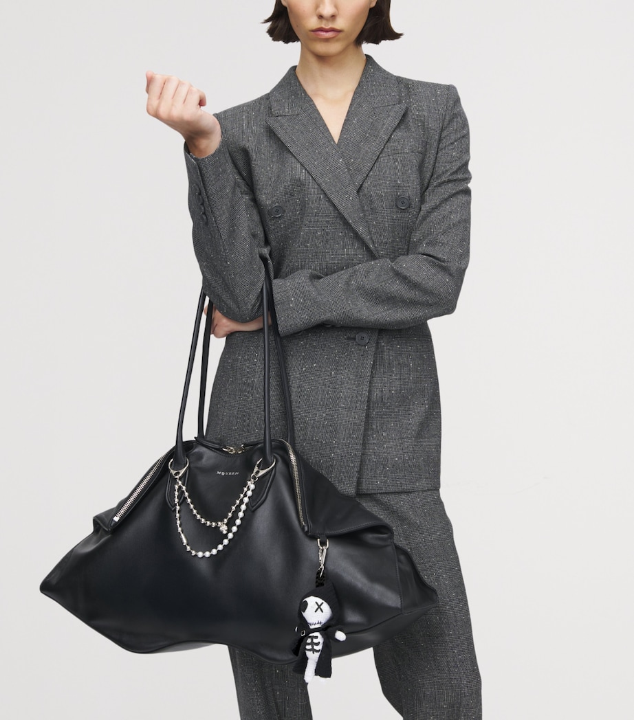 Knitted The Doll Charm 8490 Image 2