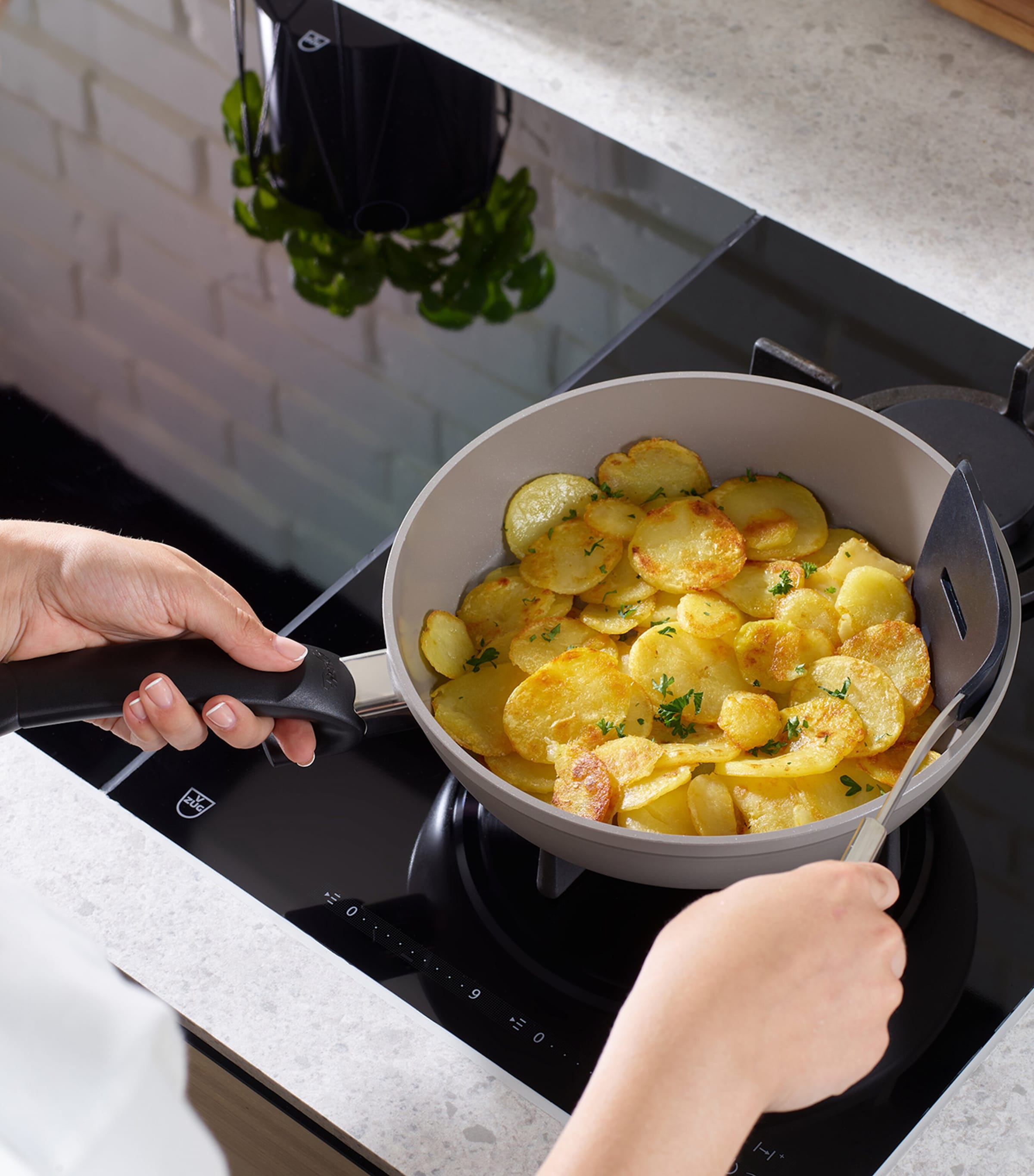 Ceratal Comfort Frying Pan (26cm) GREY Image 8