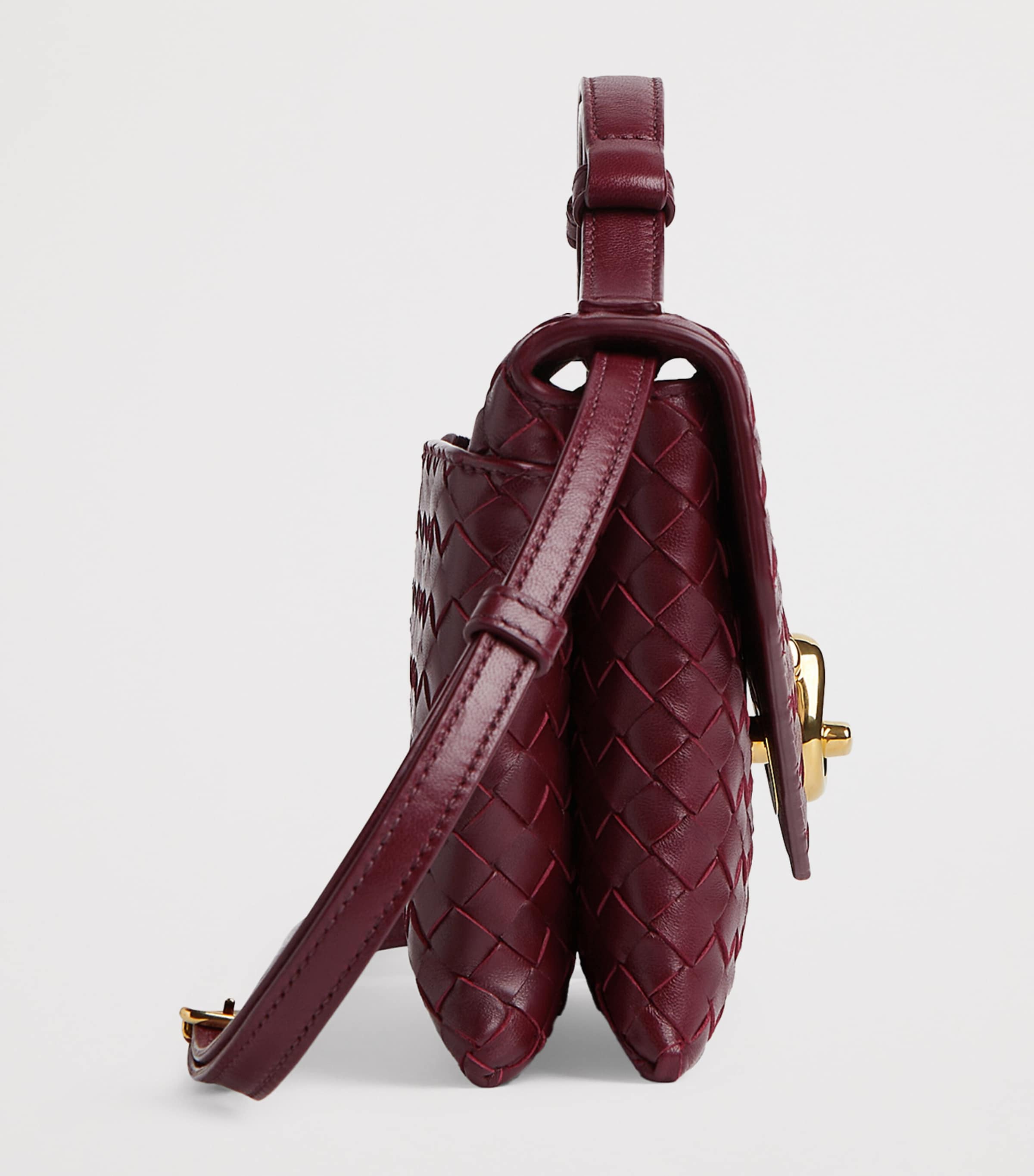 【BOTTEGA VENETA】最新作★Knot Lock ハンドバッグ Bottega Veneta Knot Lock Leather Top-Handle Bag | Neiman Marcus