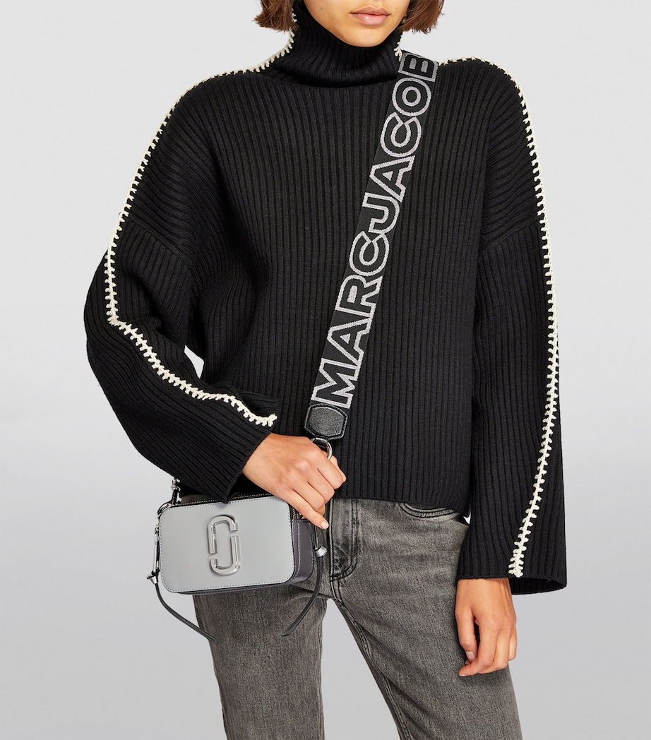 The Marc Jacobs Snapshot Cross-Body Bag 054 WOLF GREY Image 5