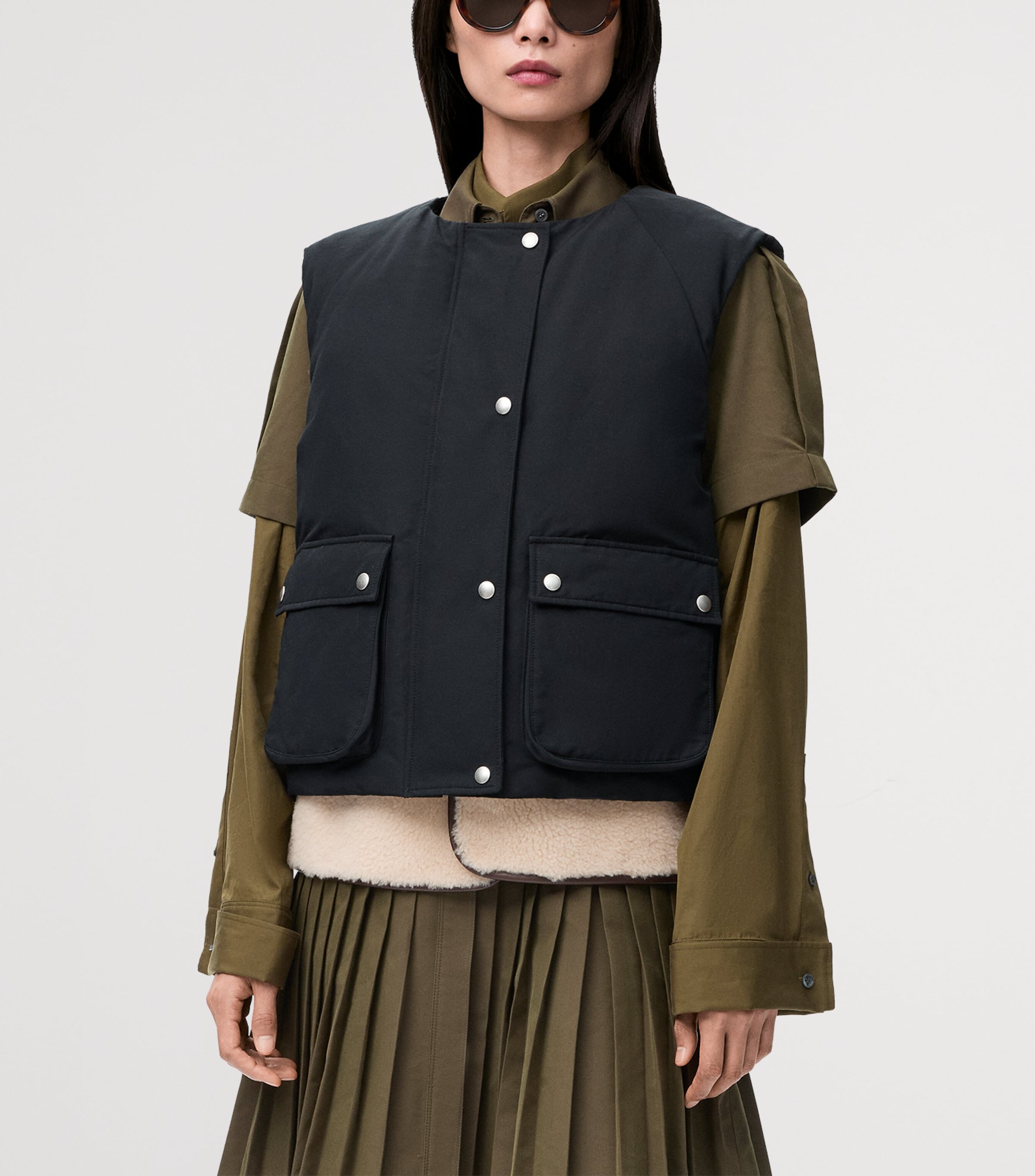 Shearling-Collar Gilet BLACK Image 6