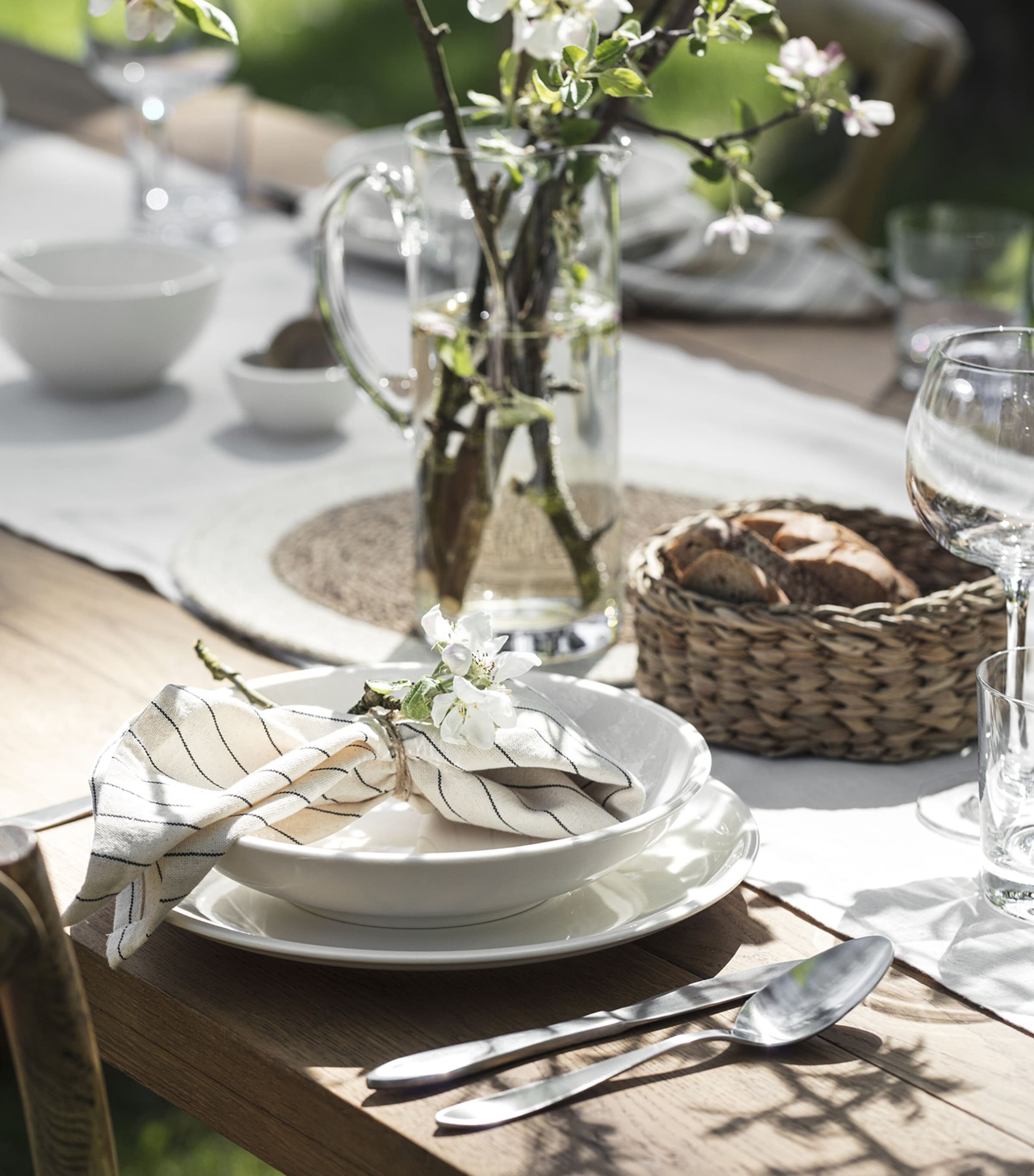 Arthur Brushed 68-Piece Cutlery Set SILVER Image 2