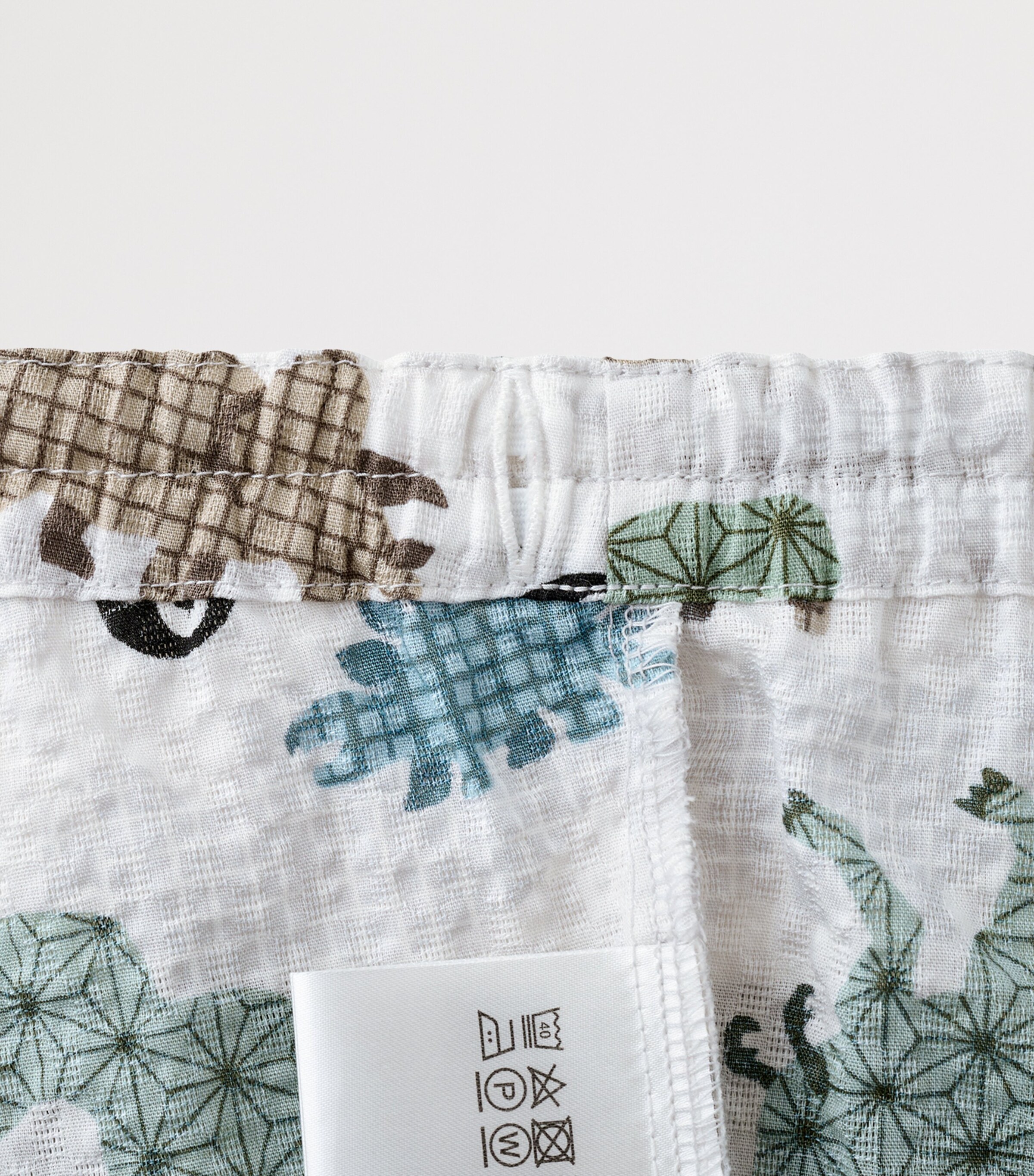 Miki House Cotton Dinosaur Jinbei Set (2-7 Years) Image 4