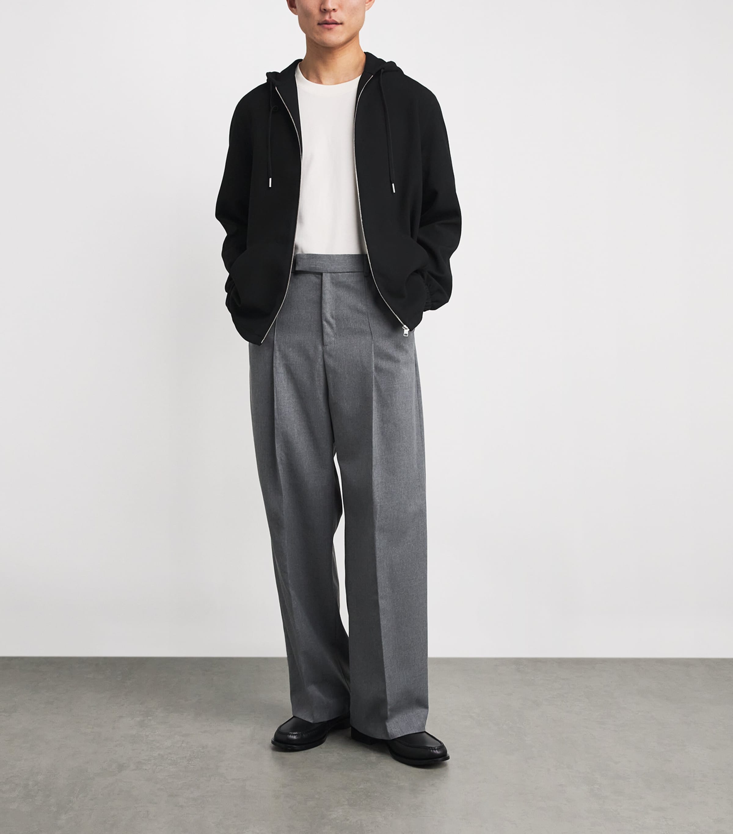 Zip-Up Hoodie BLACK Image 2