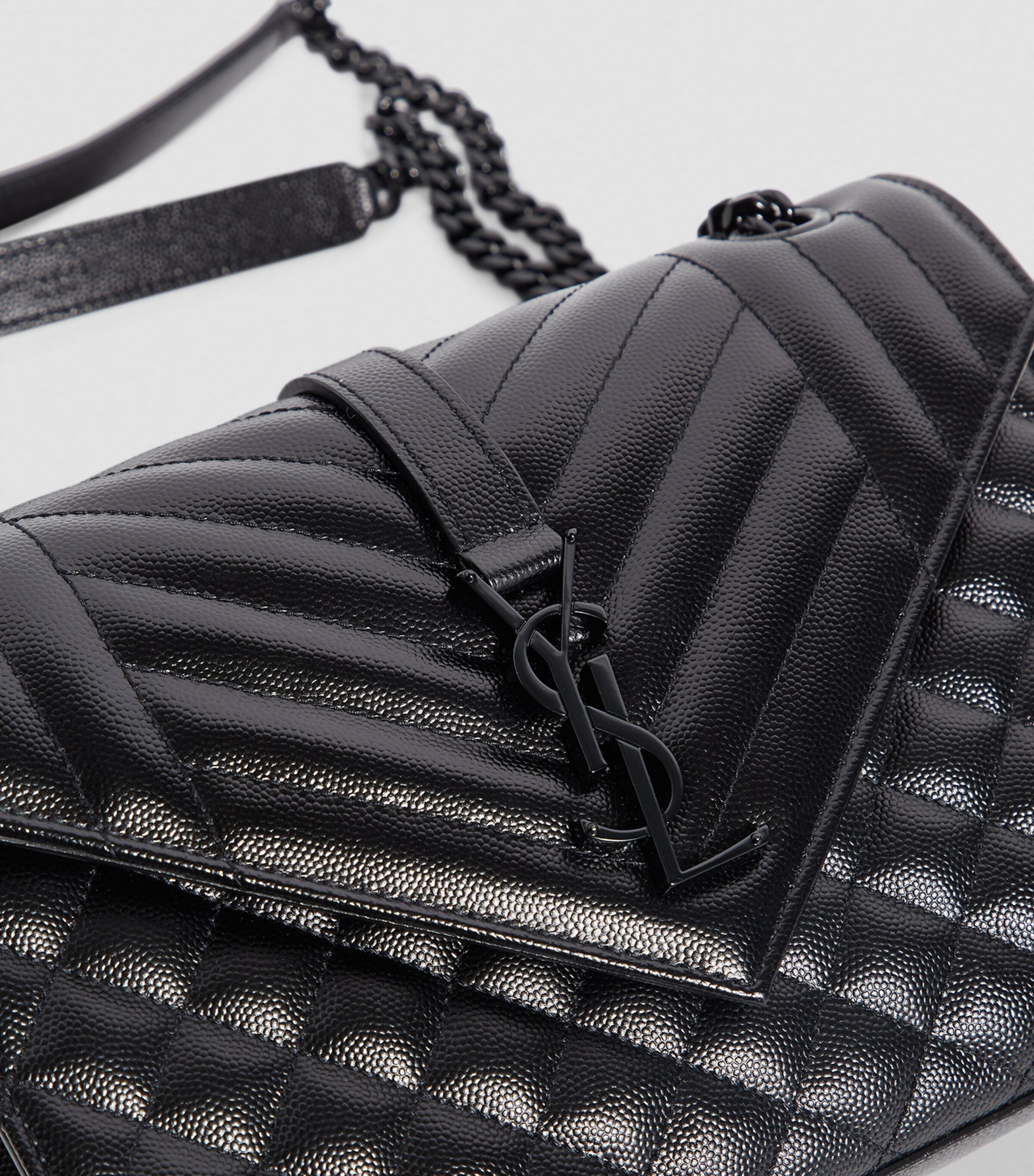 Medium Envelope Shoulder Bag 1000 Image 9