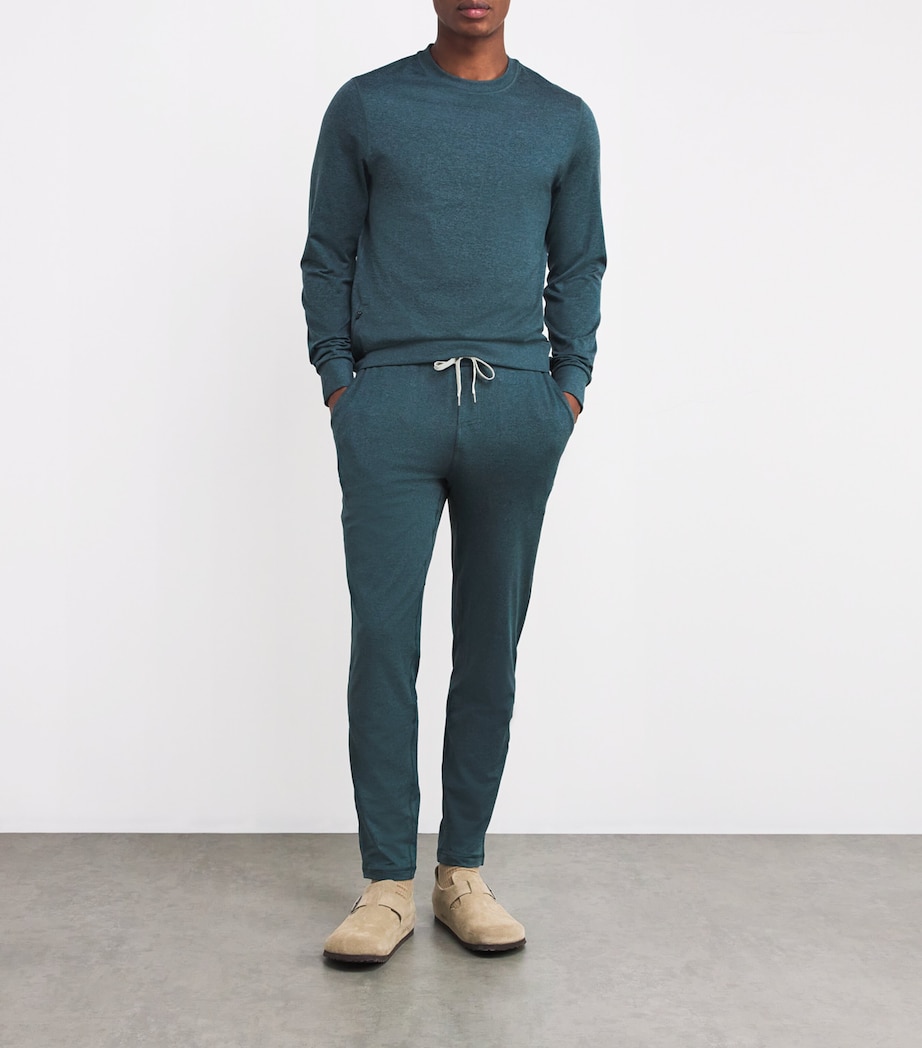 VUORI Mens DreamKnit Ponto Performance Sweatshirt Deep Sea Heather Image 2