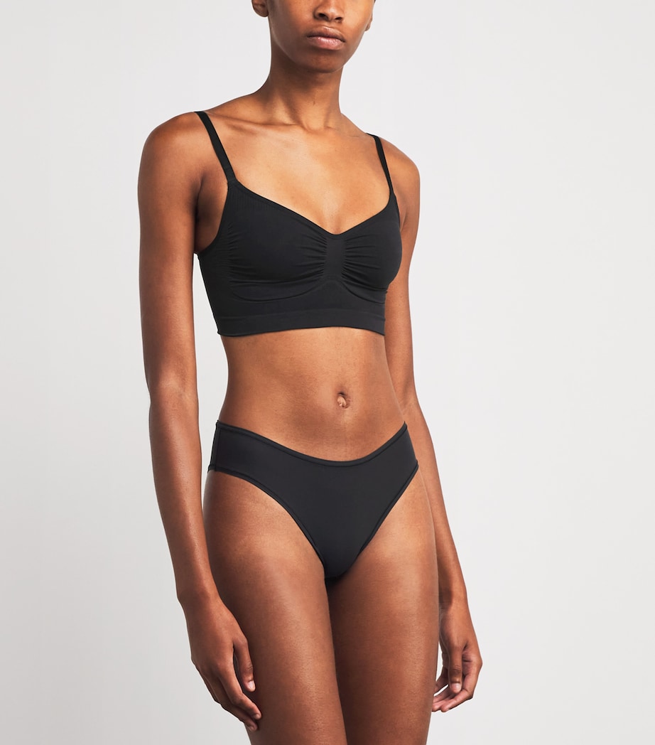 Fits Everybody Cheeky Brief ONYX Image 2