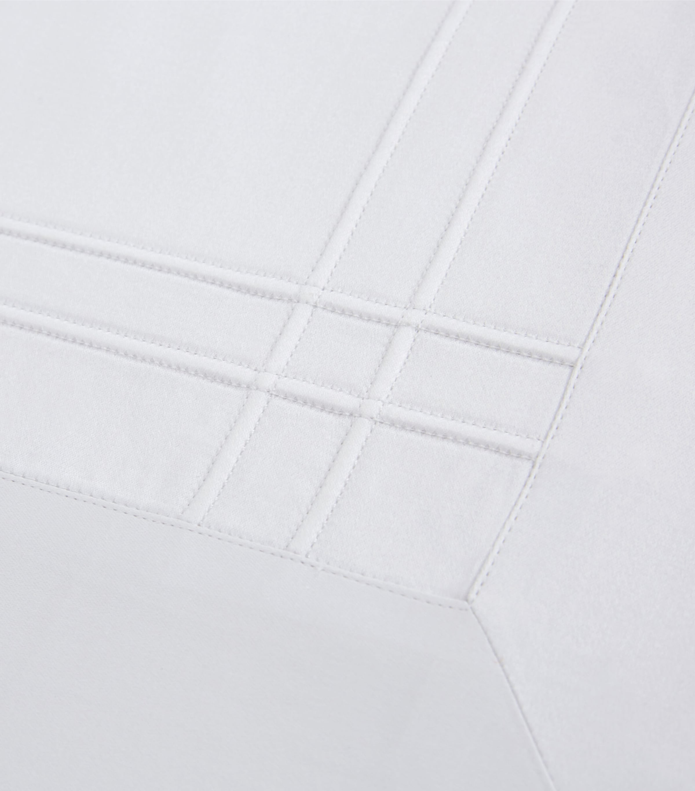 Yves Delorme Couture Cotton Adagio Square Oxford Pillowcase (65cm x 65cm) Brume Image 3