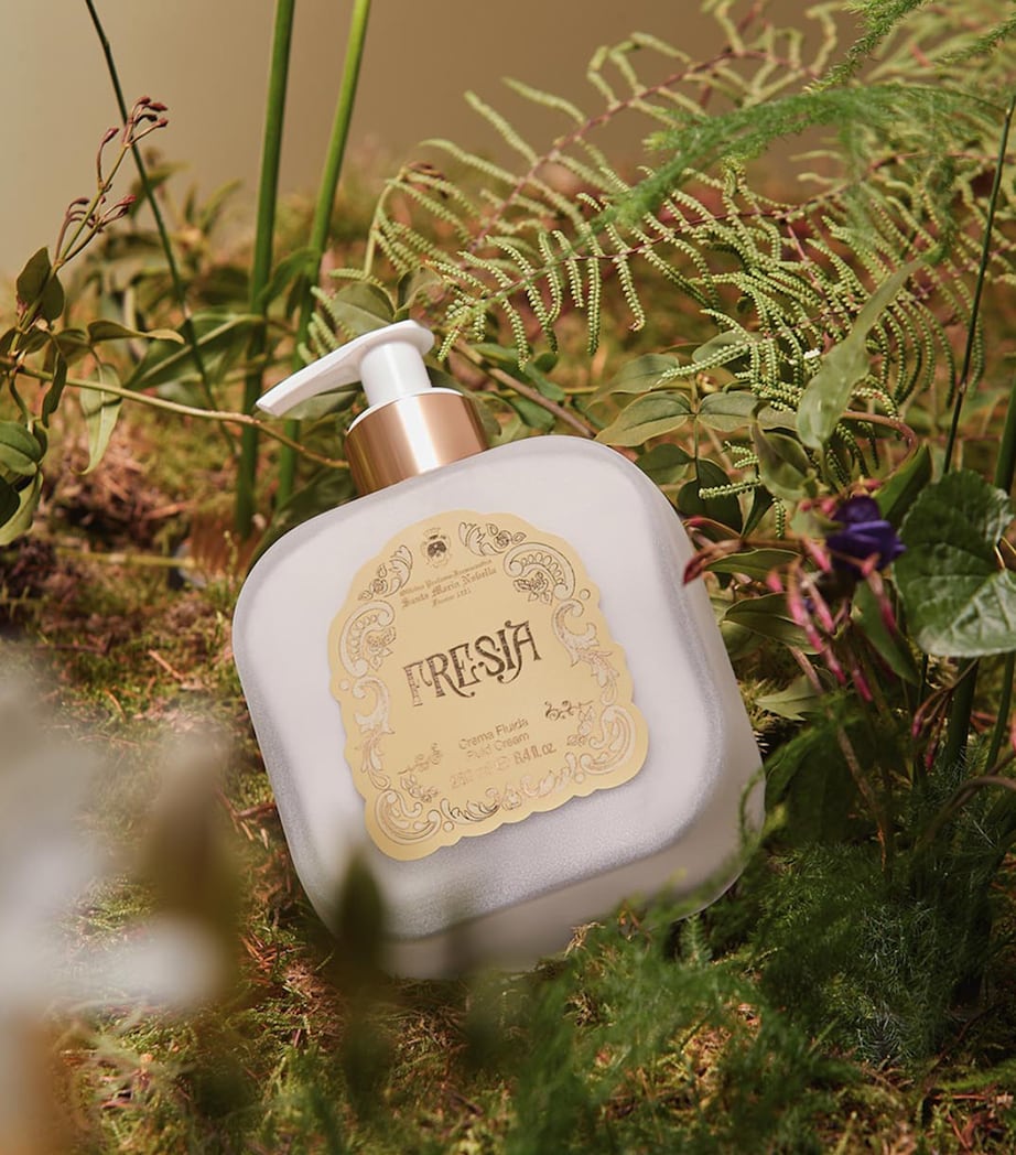 SANTA MARIA NOVELLA Fresia Fluid Body Cream (250ml) Image 2